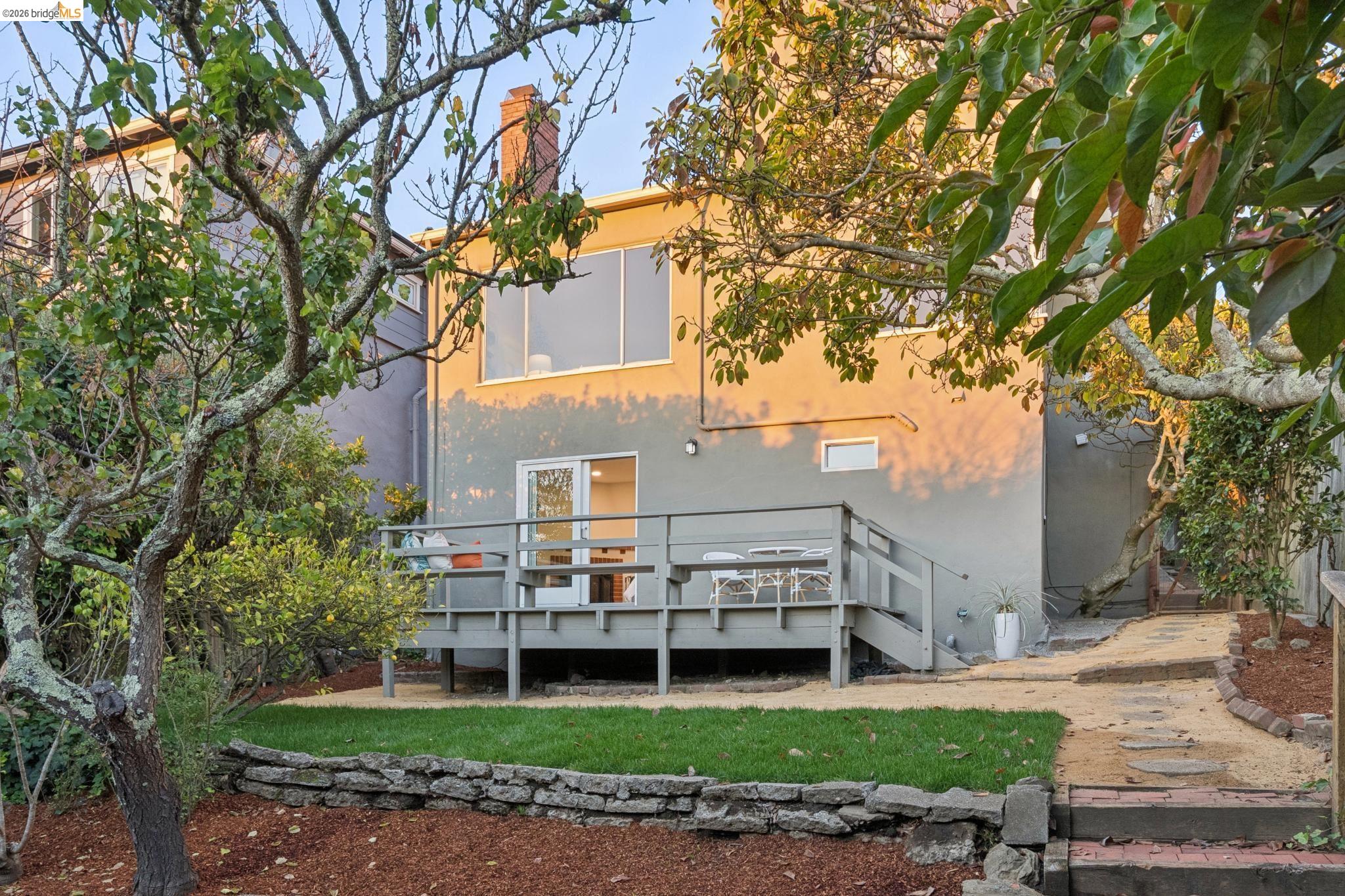 752 Grizzly Peak Blvd