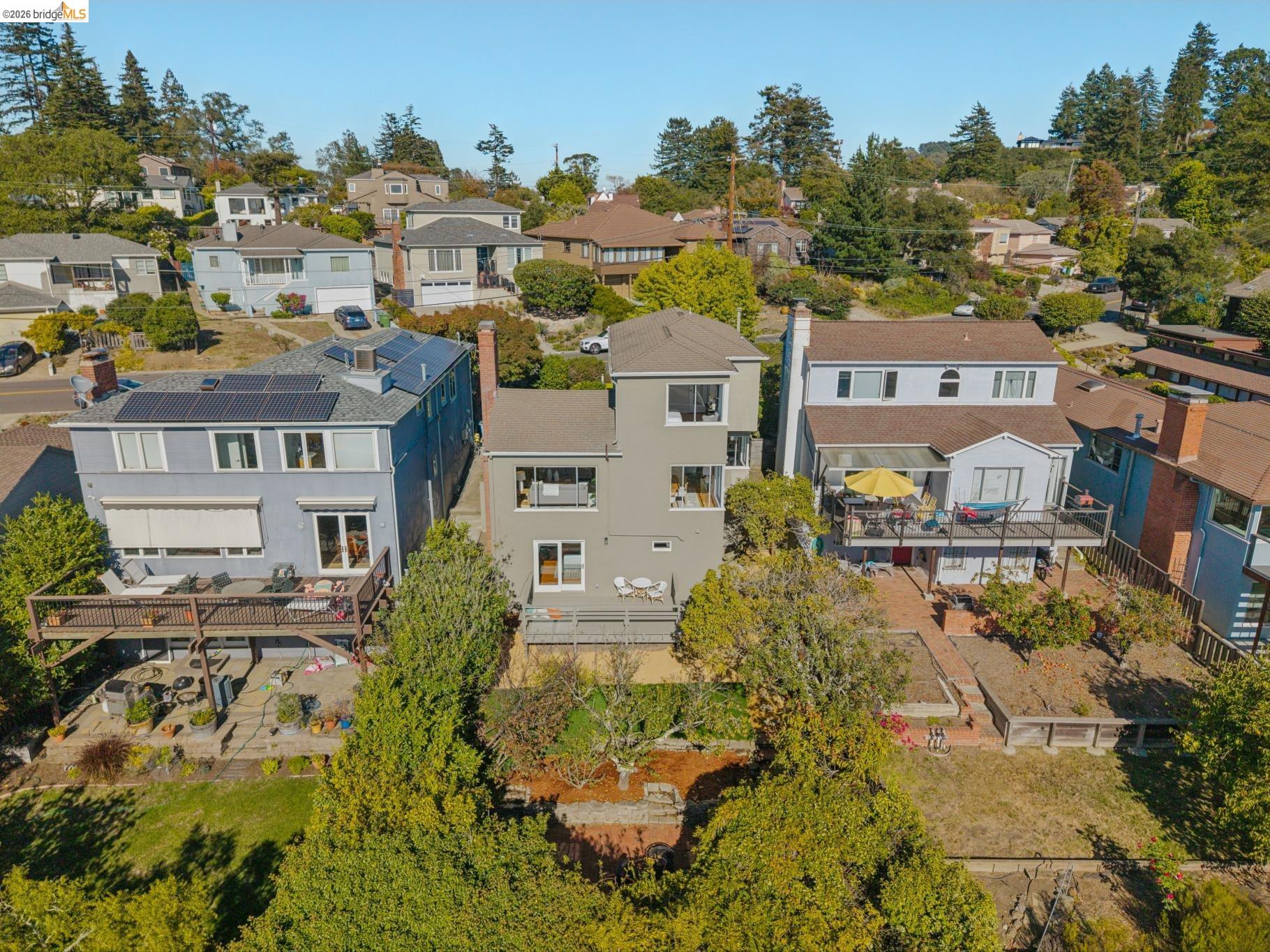 752 Grizzly Peak Blvd