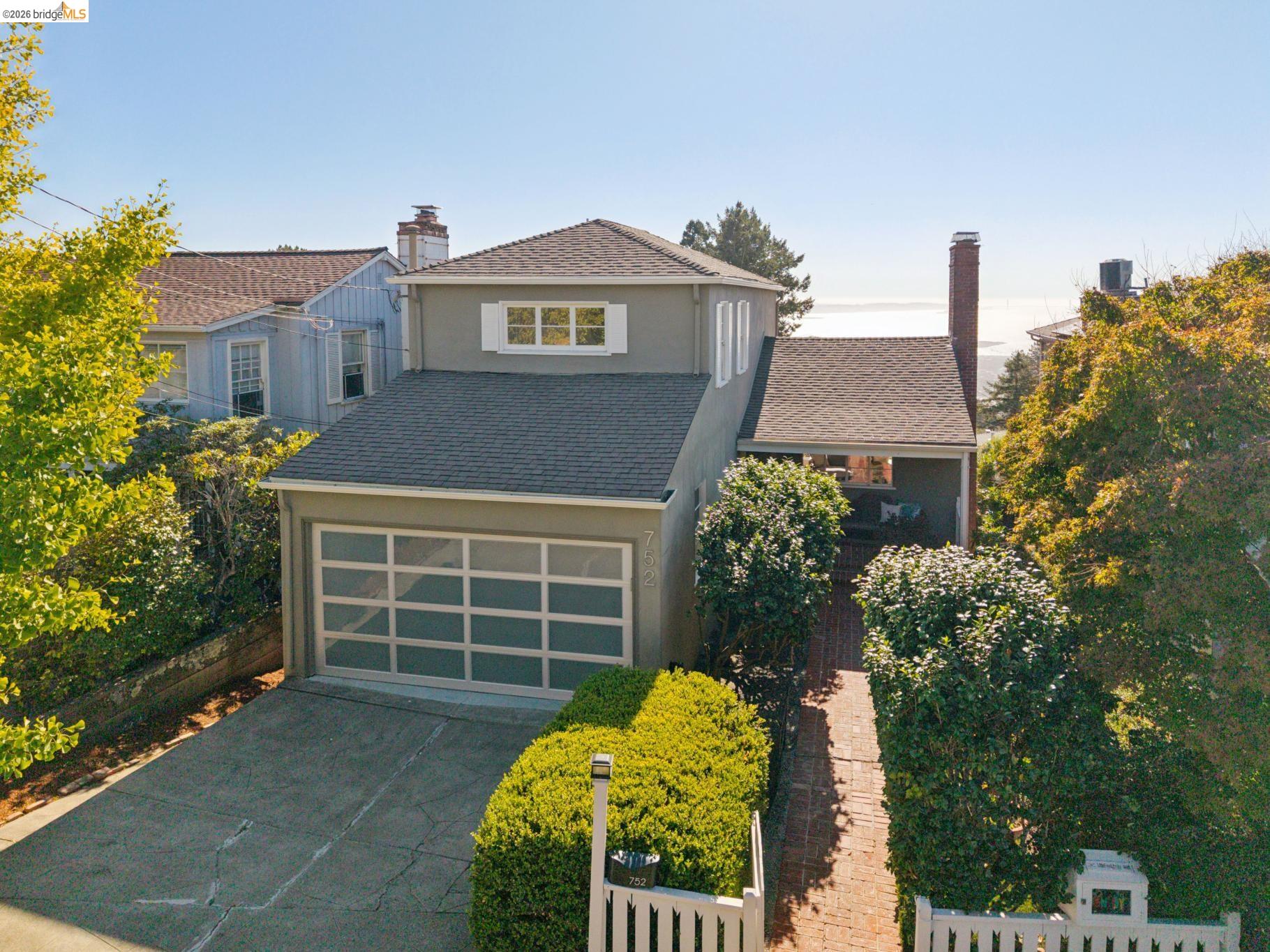752 Grizzly Peak Blvd
