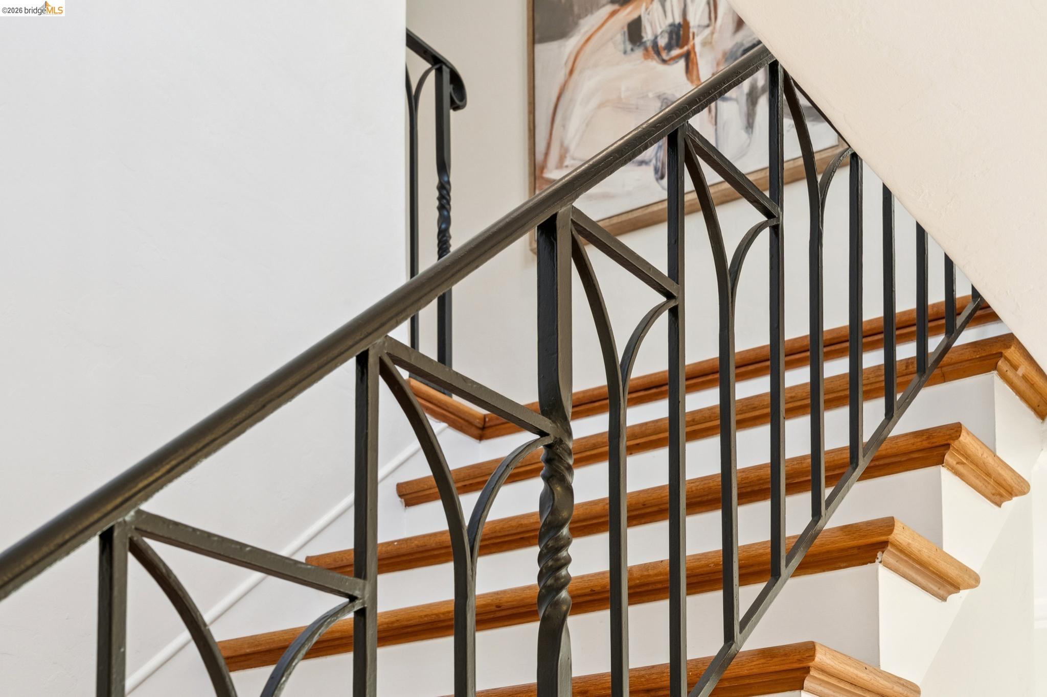 752 Grizzly Peak Blvd