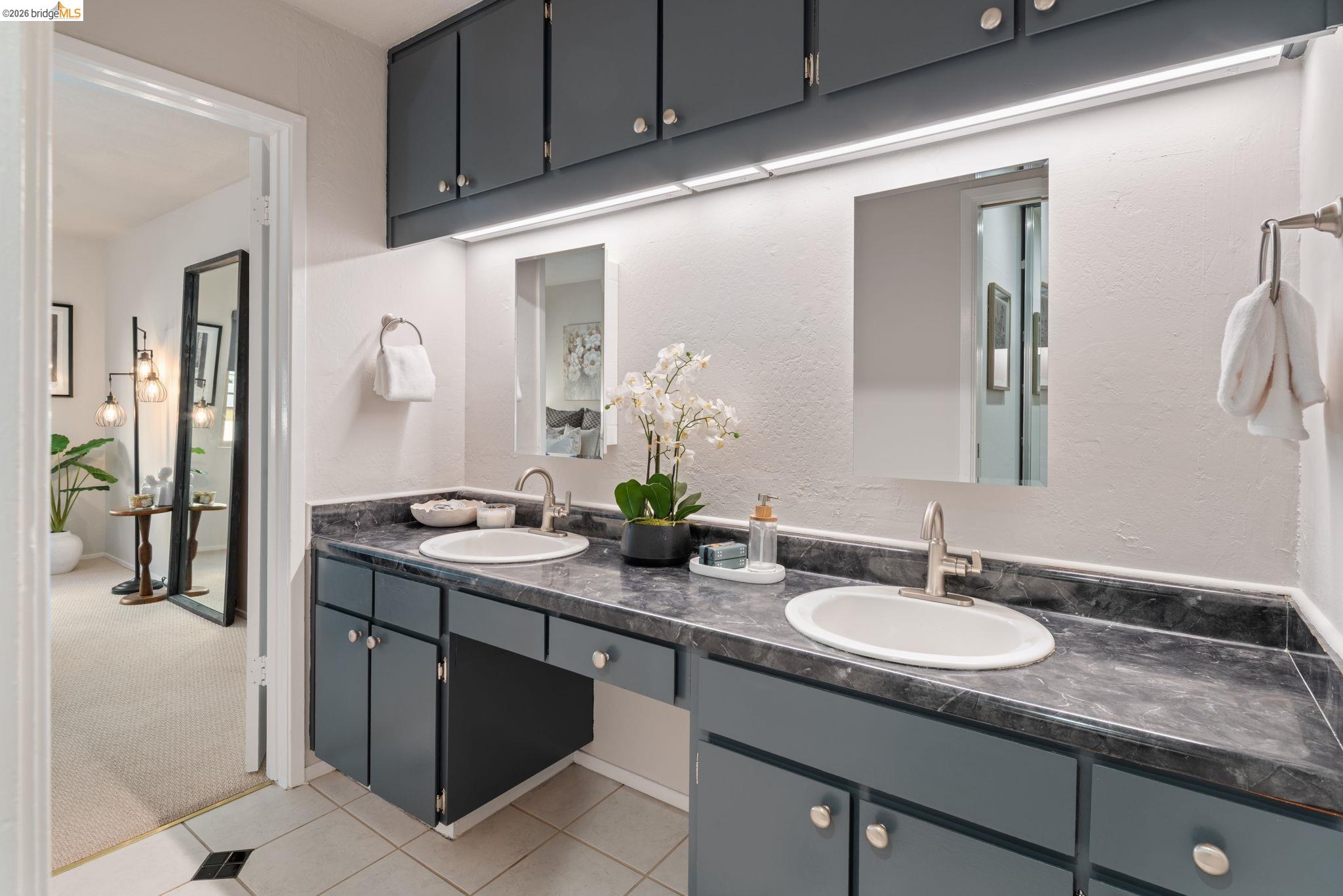 567 Oakland Avenue Unit: 211