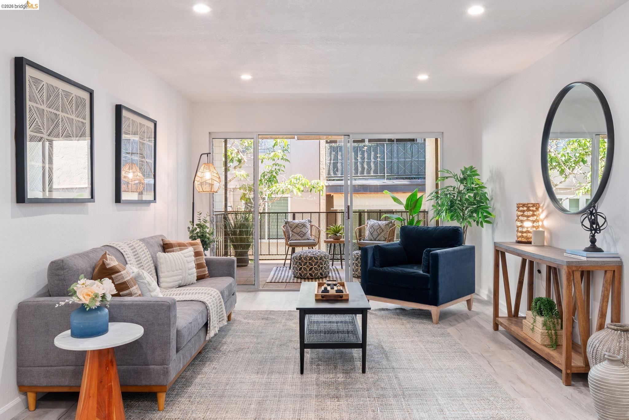 567 Oakland Avenue Unit: 211