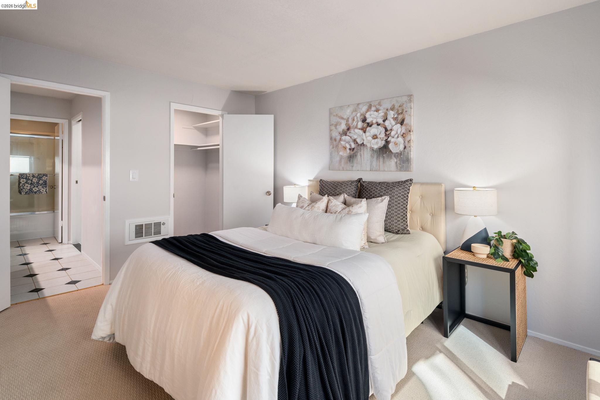 567 Oakland Avenue Unit: 211