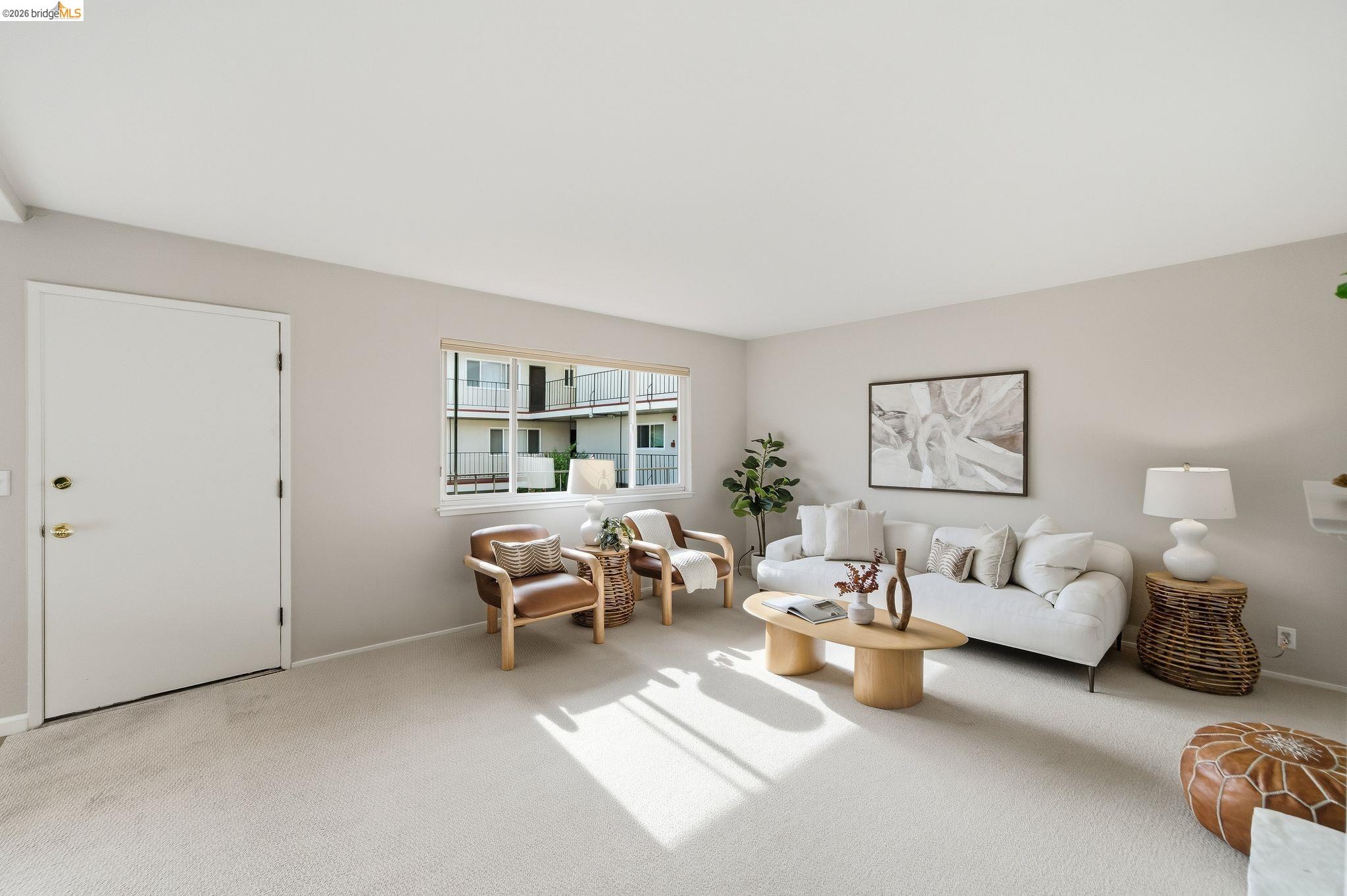 2133 Santa Clara Ave # 206