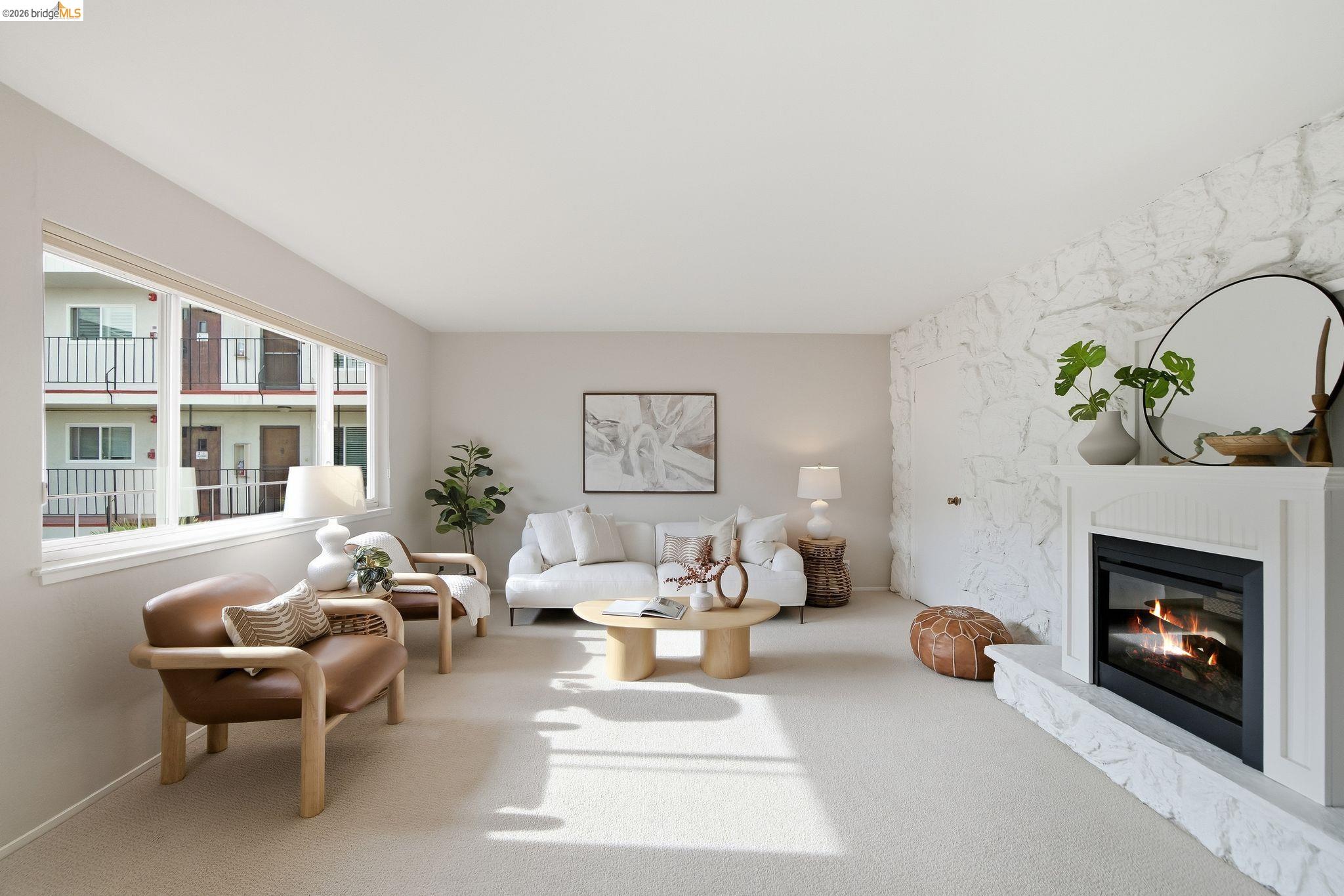 2133 Santa Clara Ave # 206