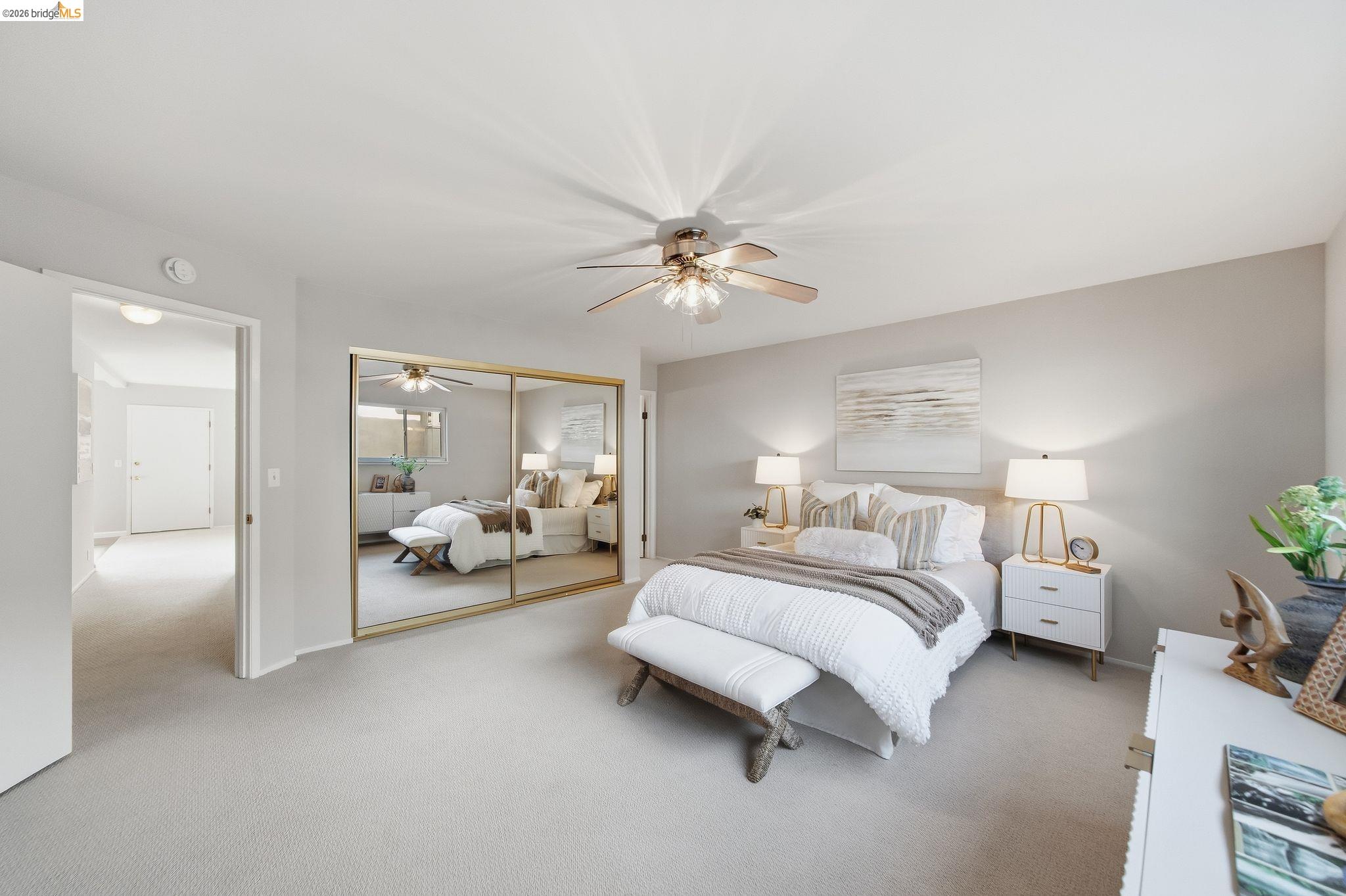 2133 Santa Clara Ave # 206