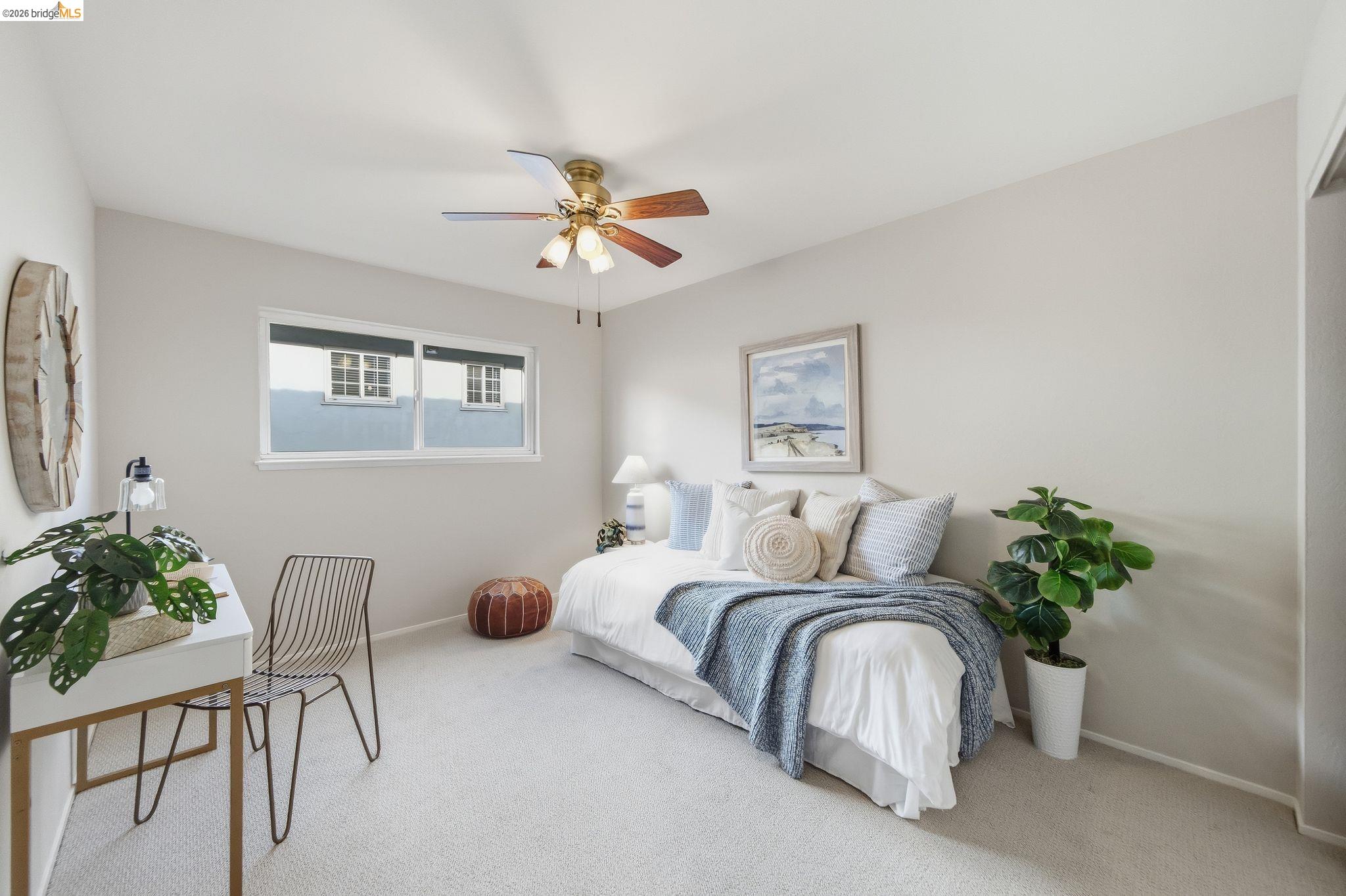 2133 Santa Clara Ave # 206