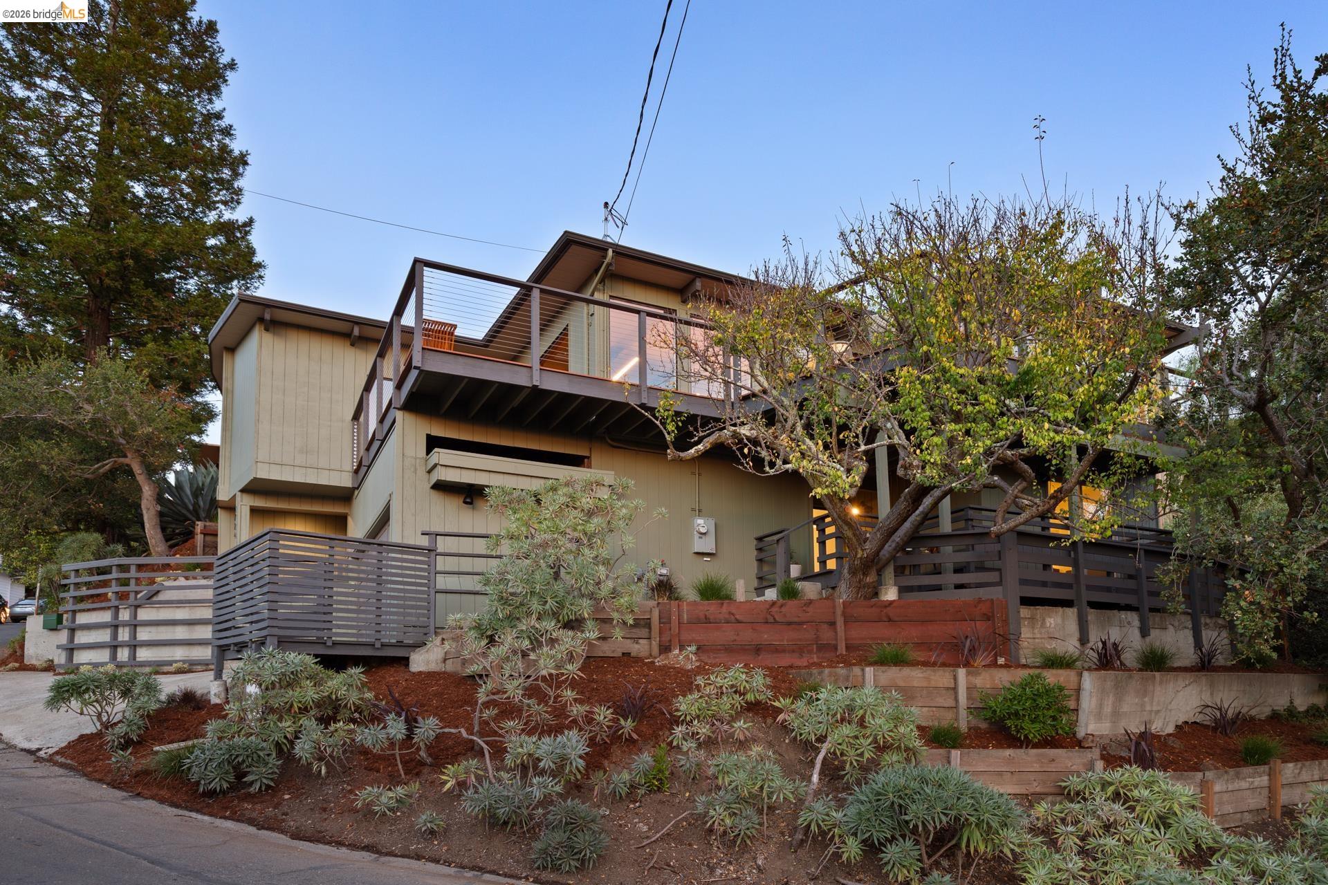 2724 Shasta Road