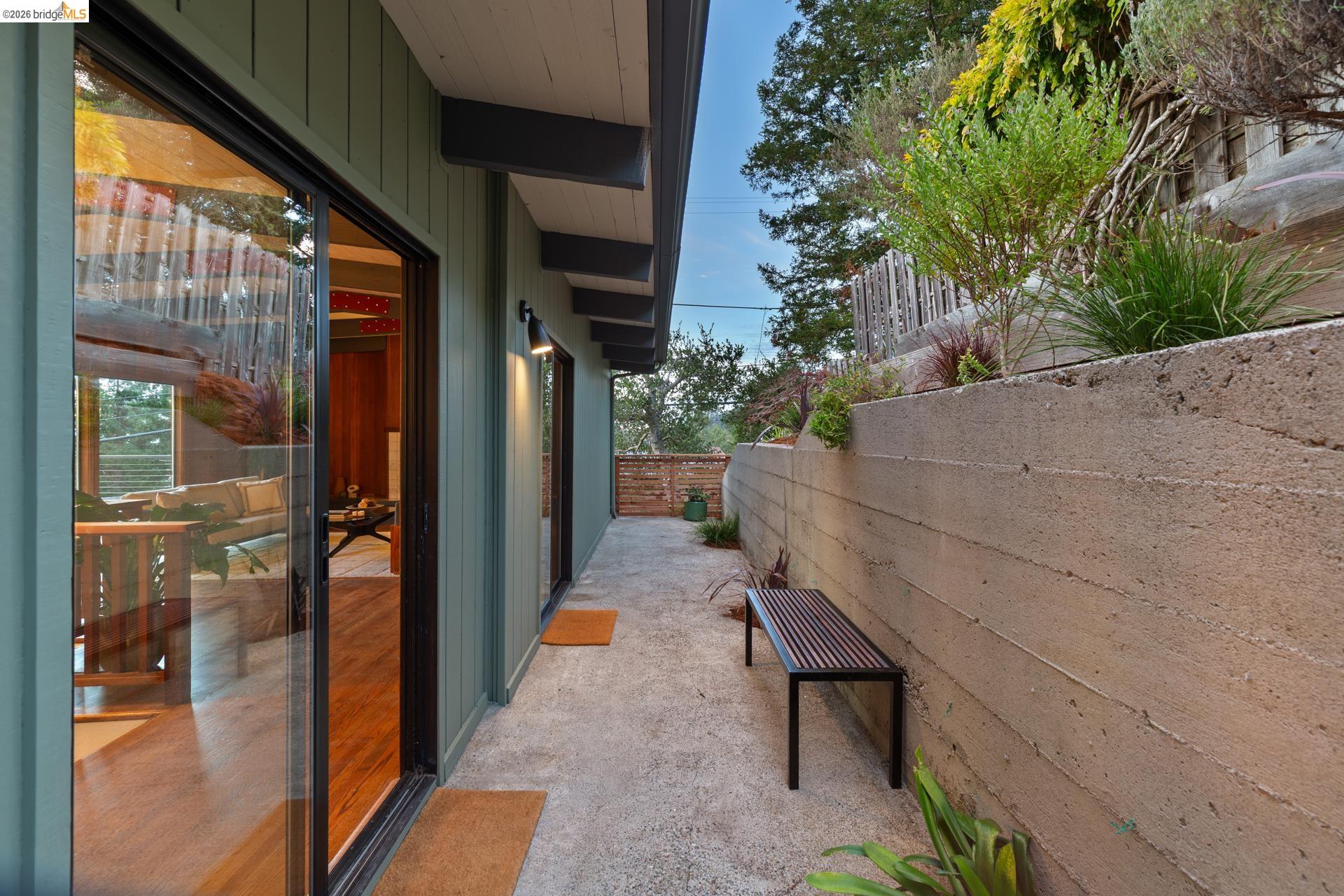 2724 Shasta Road