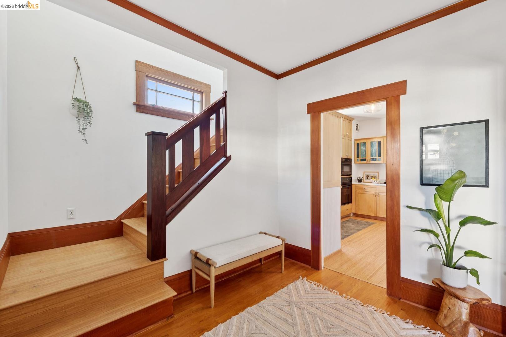 6016 Orchard Ave