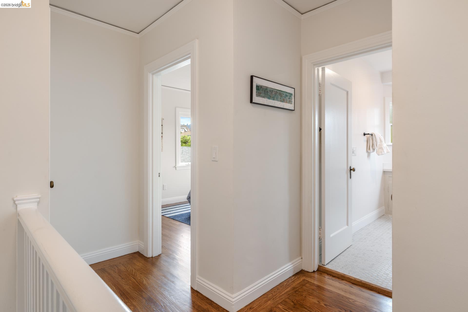1221 Curtis St