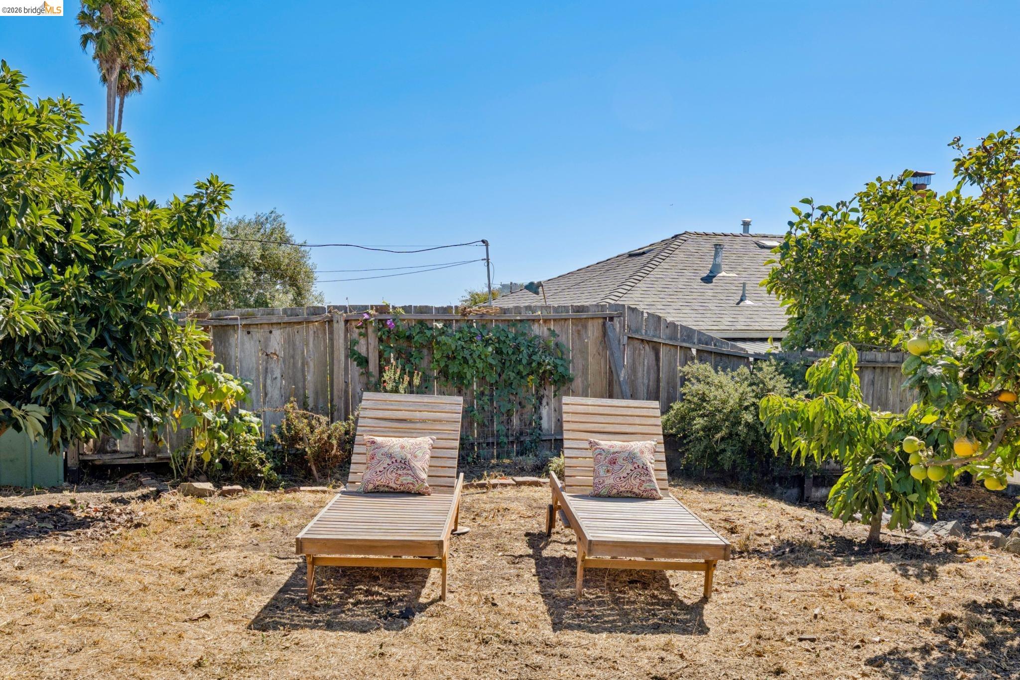 1318 Mariposa St