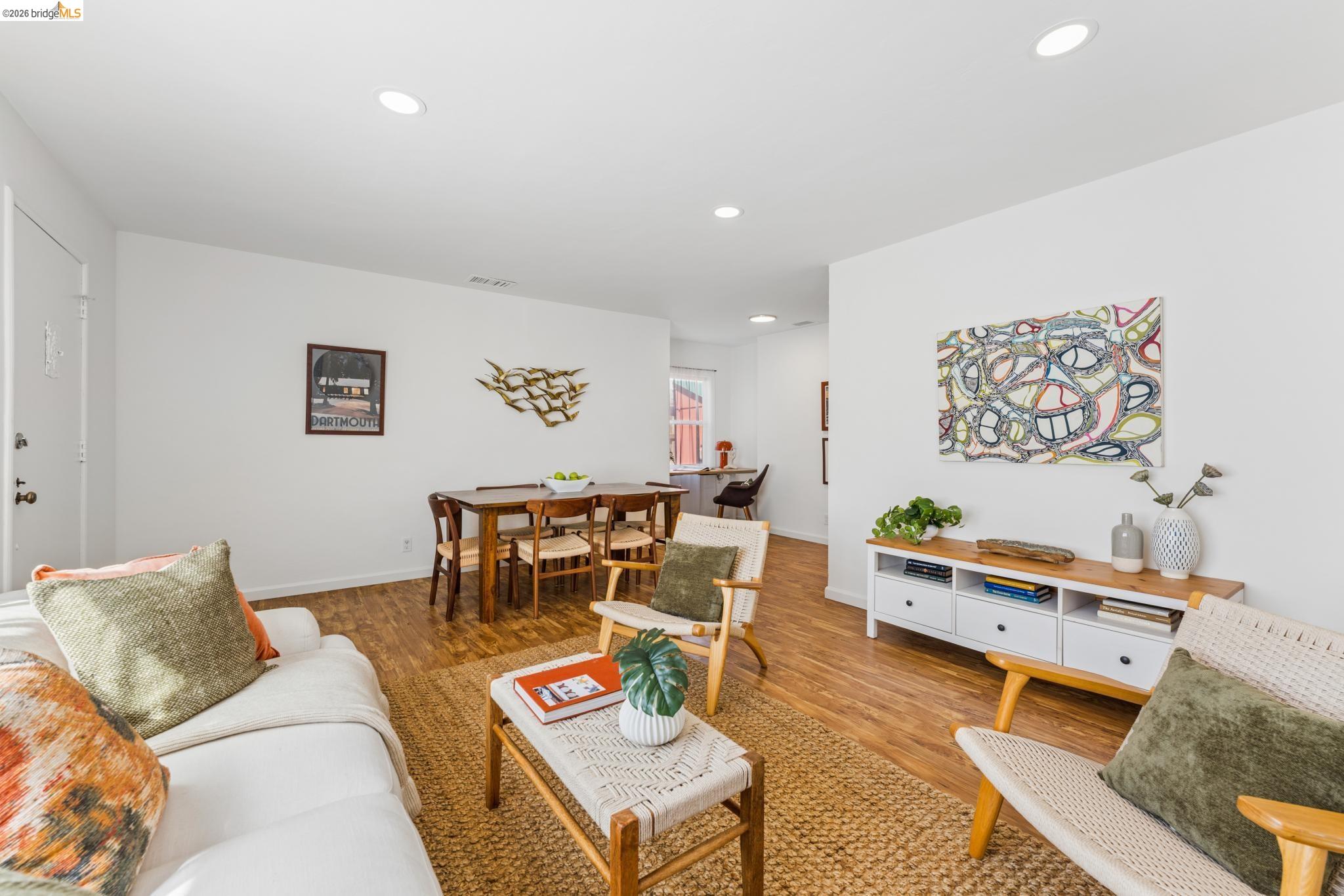 1318 Mariposa St