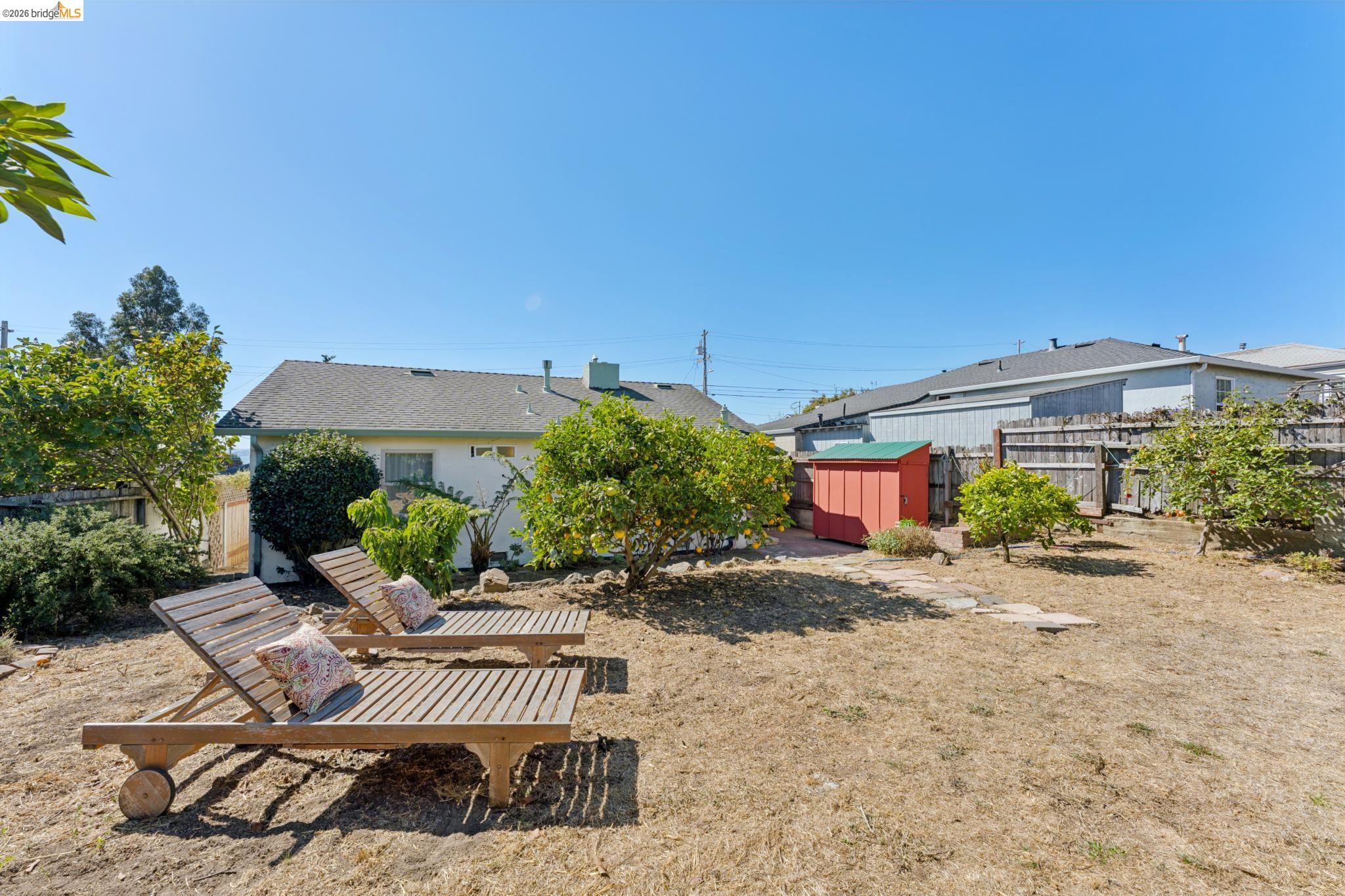1318 Mariposa St
