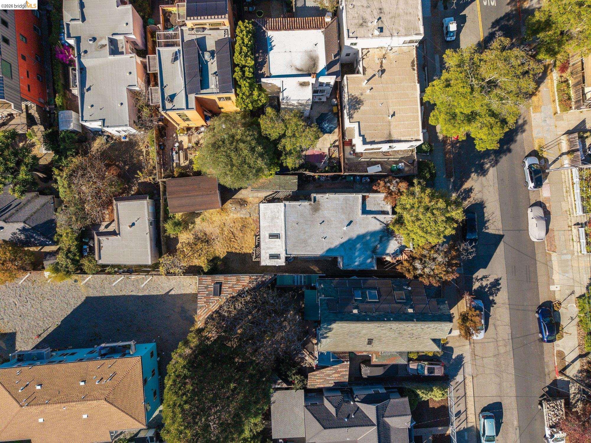 1906 Vine St