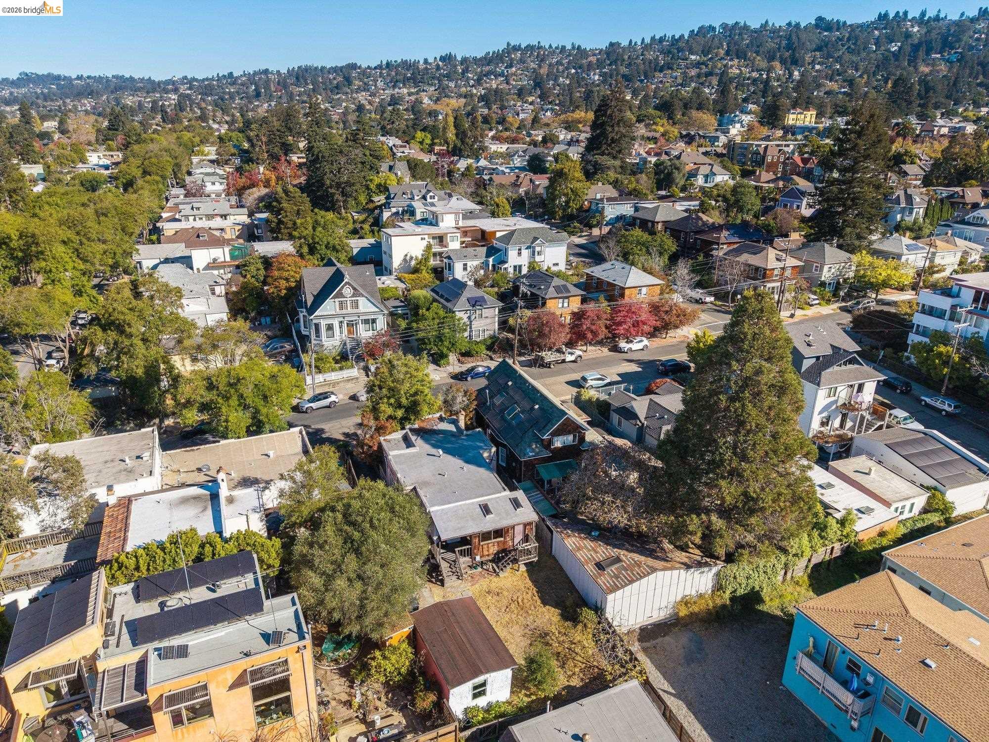 1906 Vine St