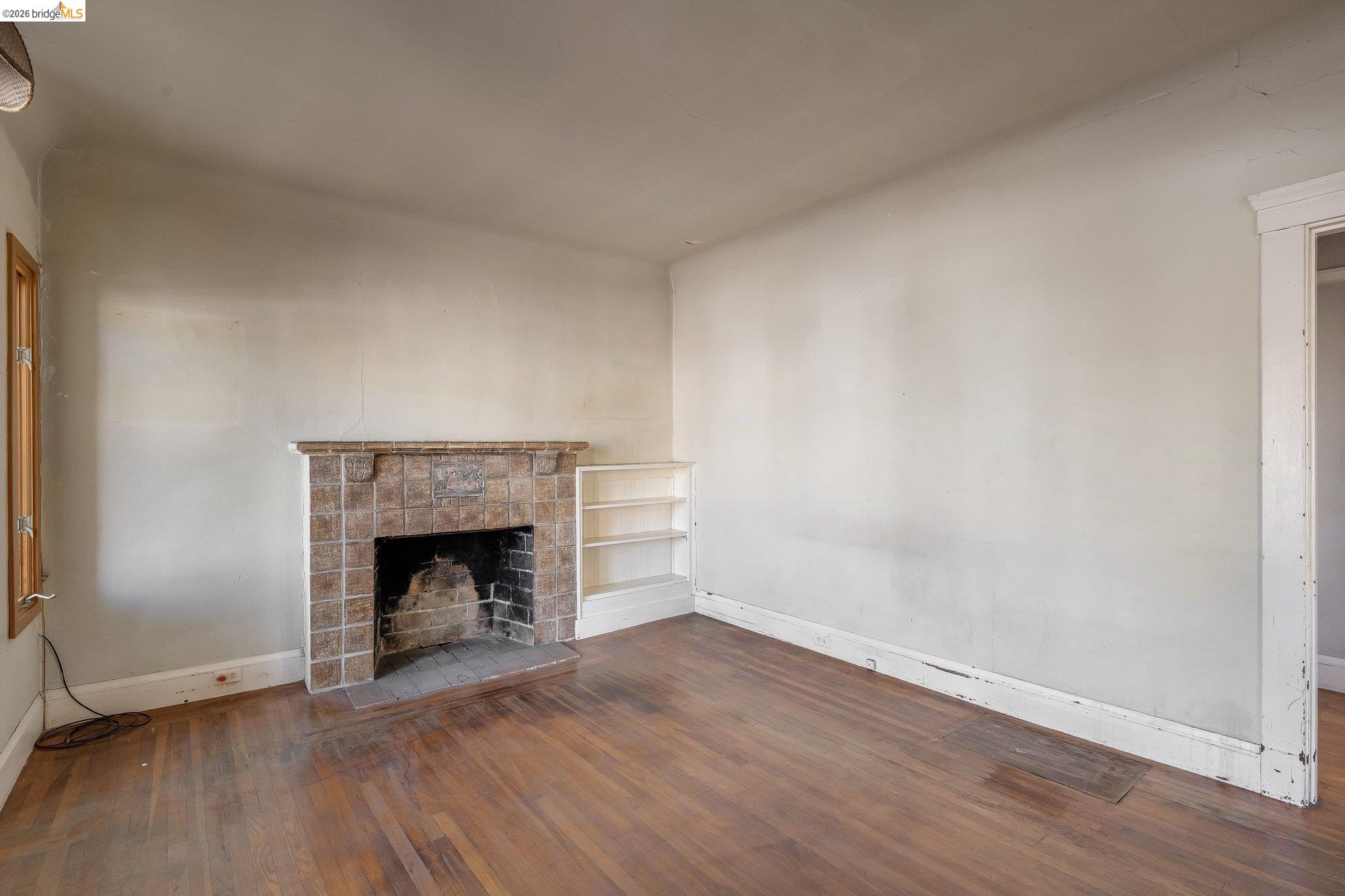 1906 Vine St