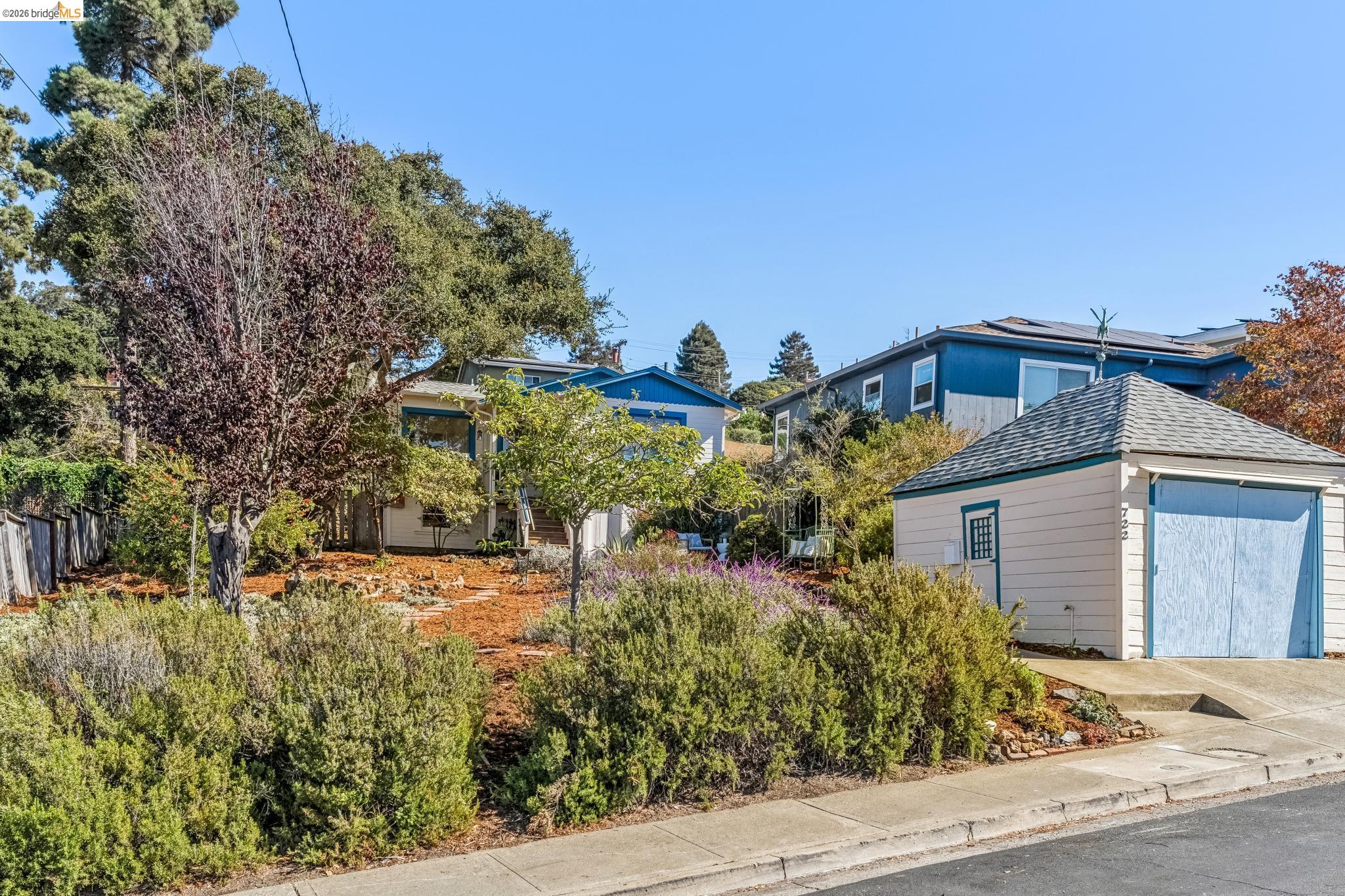 722 Avila Place