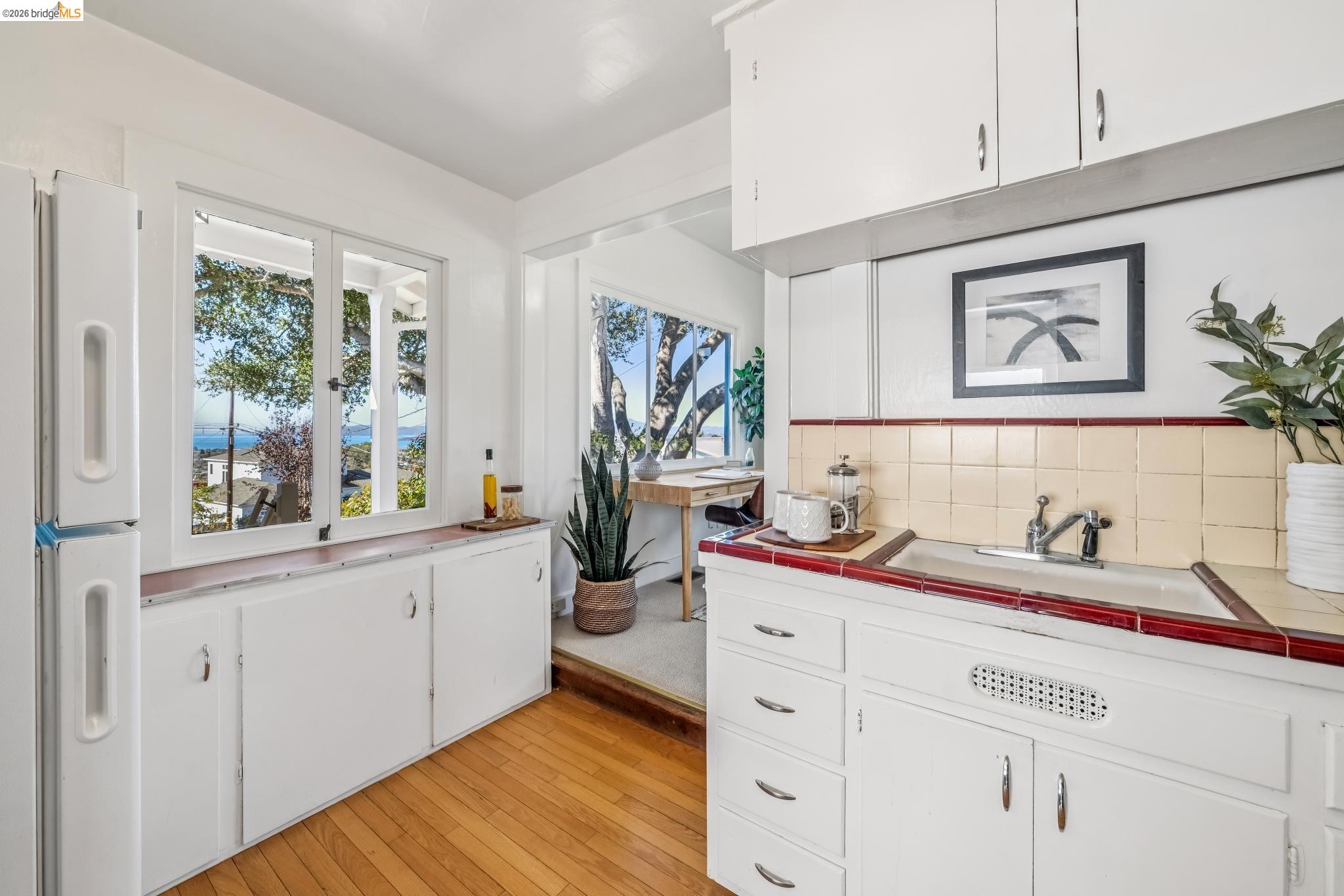 722 Avila Place