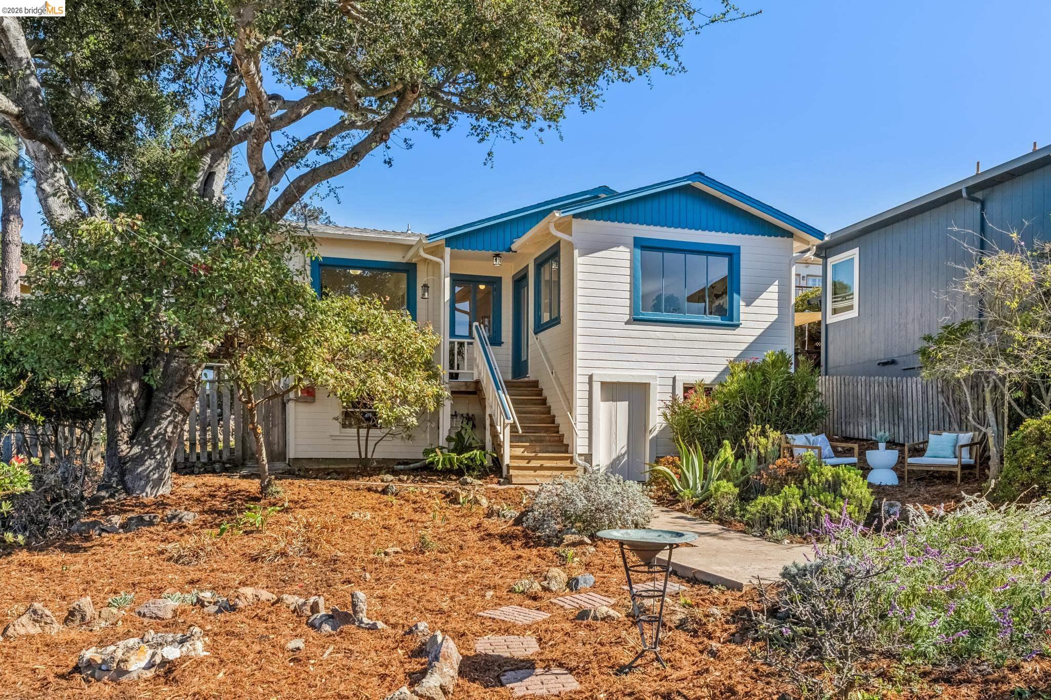 722 Avila Place