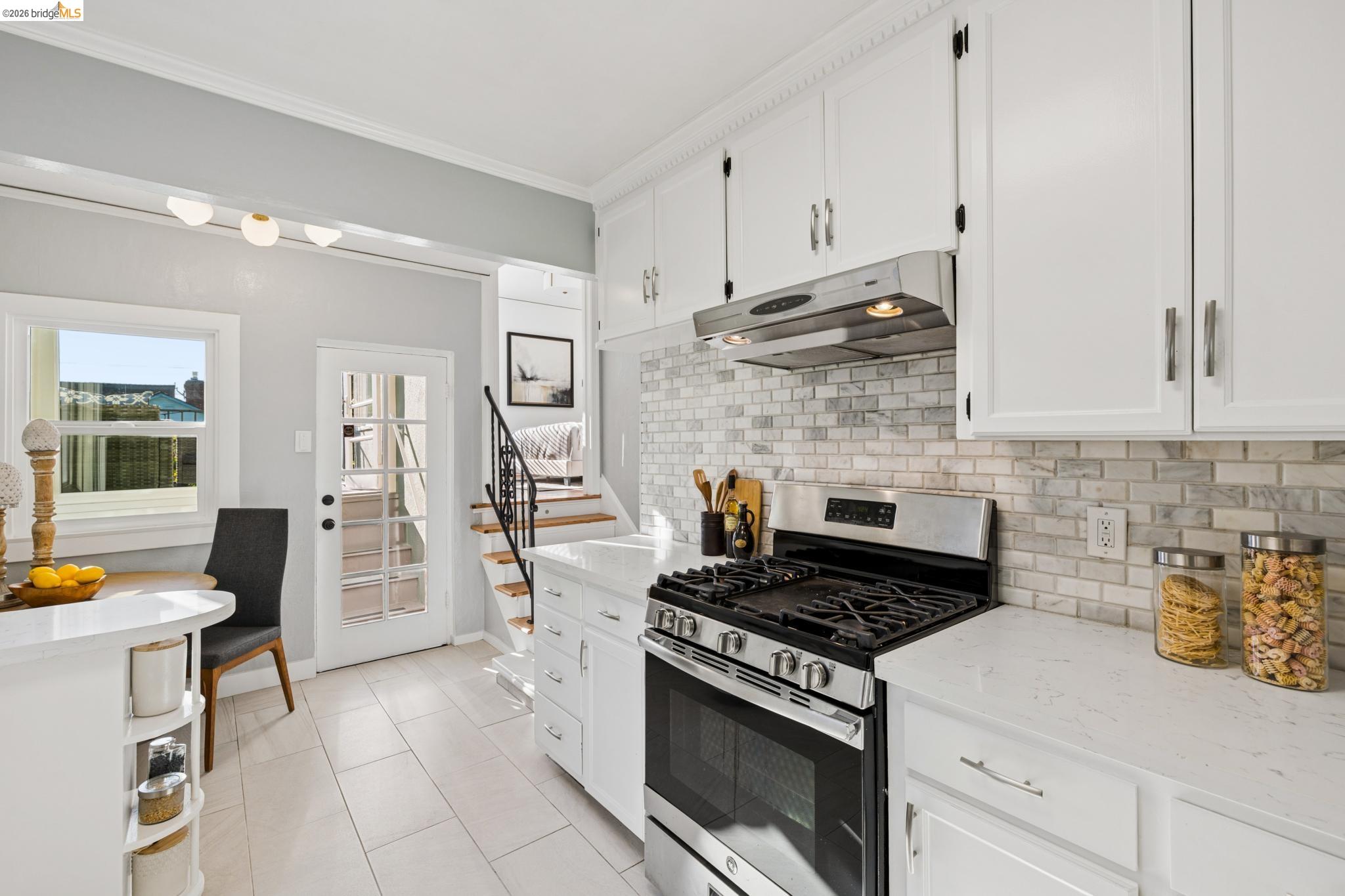 830 Cornell Ave