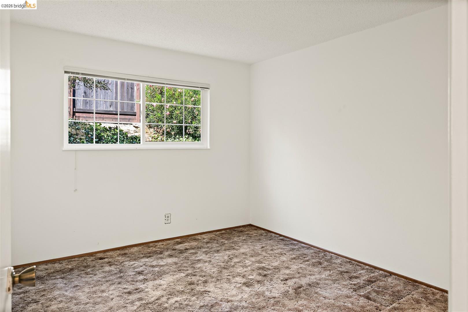 2616 Woodside Court