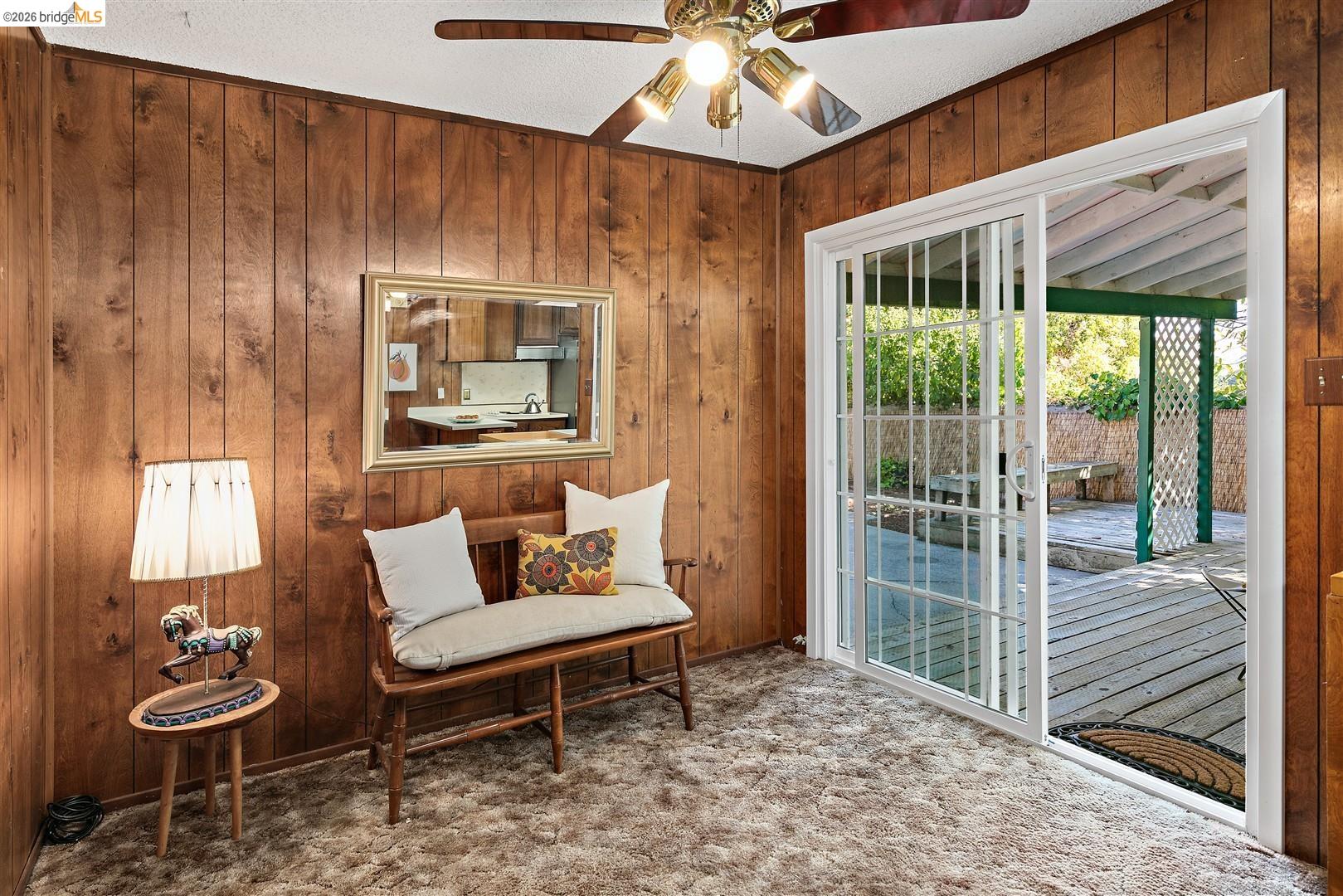 2616 Woodside Court