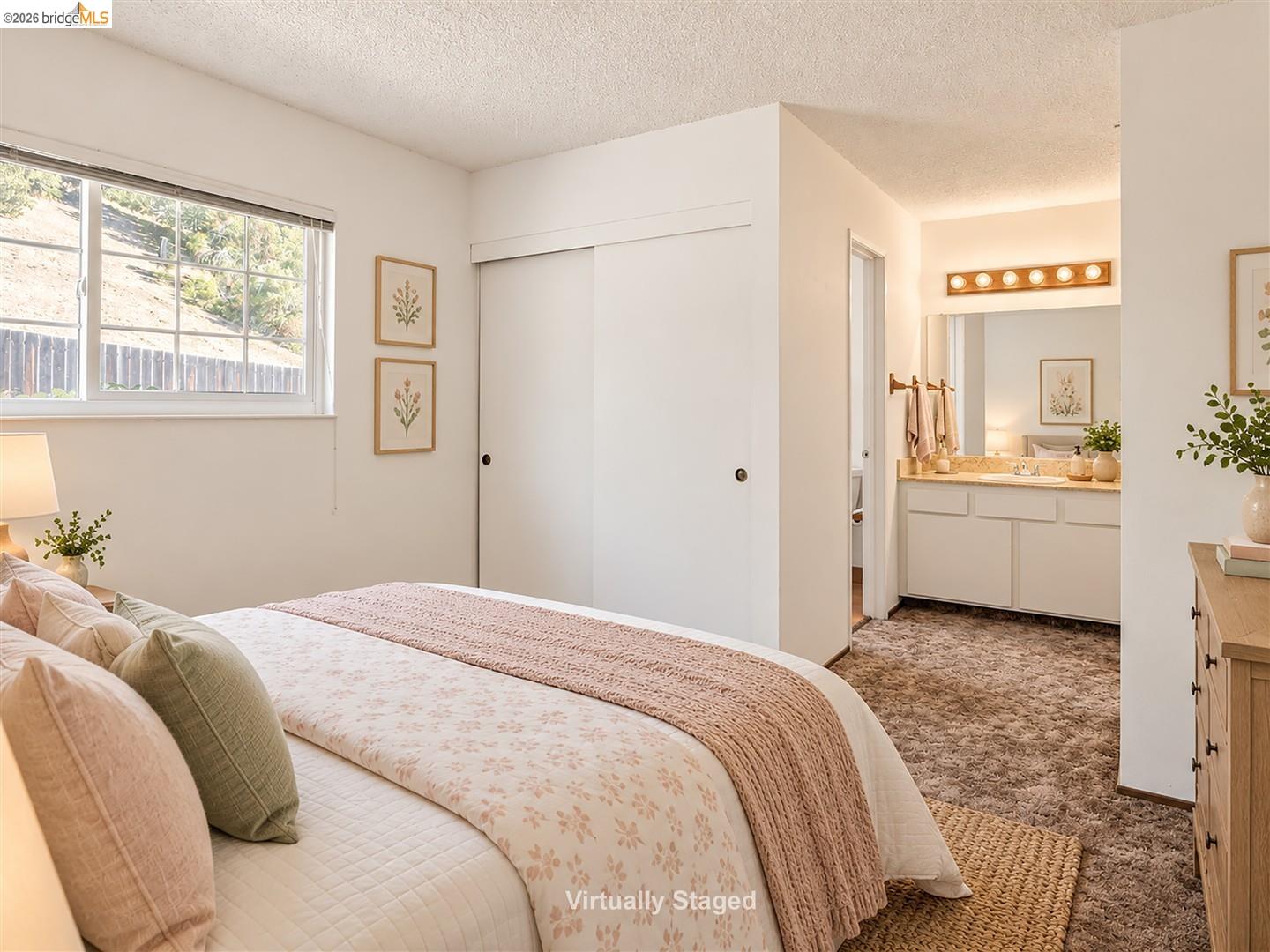 2616 Woodside Court