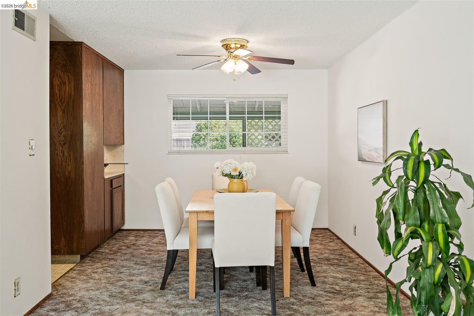 2616 Woodside Court