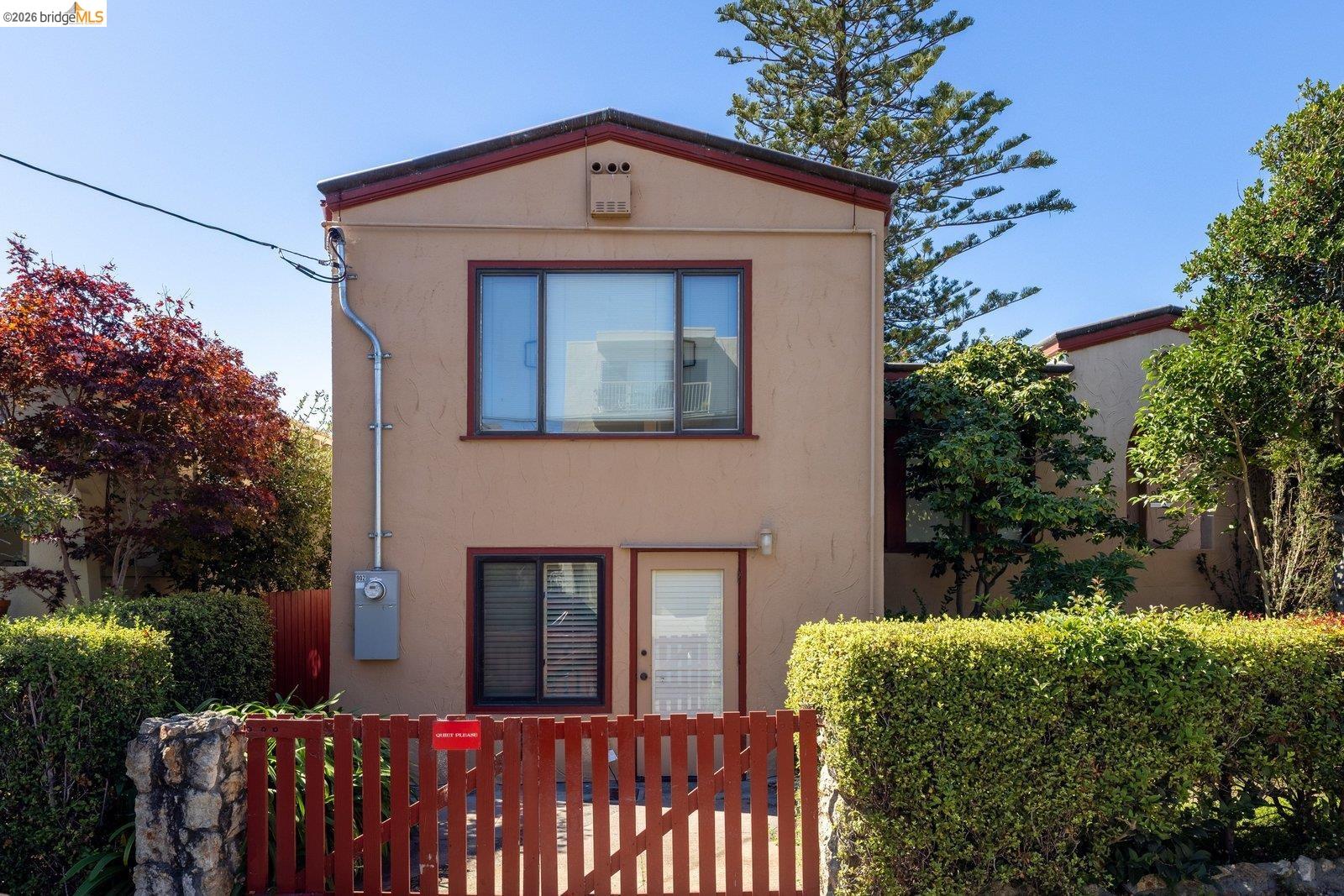 902 Carmel Ave