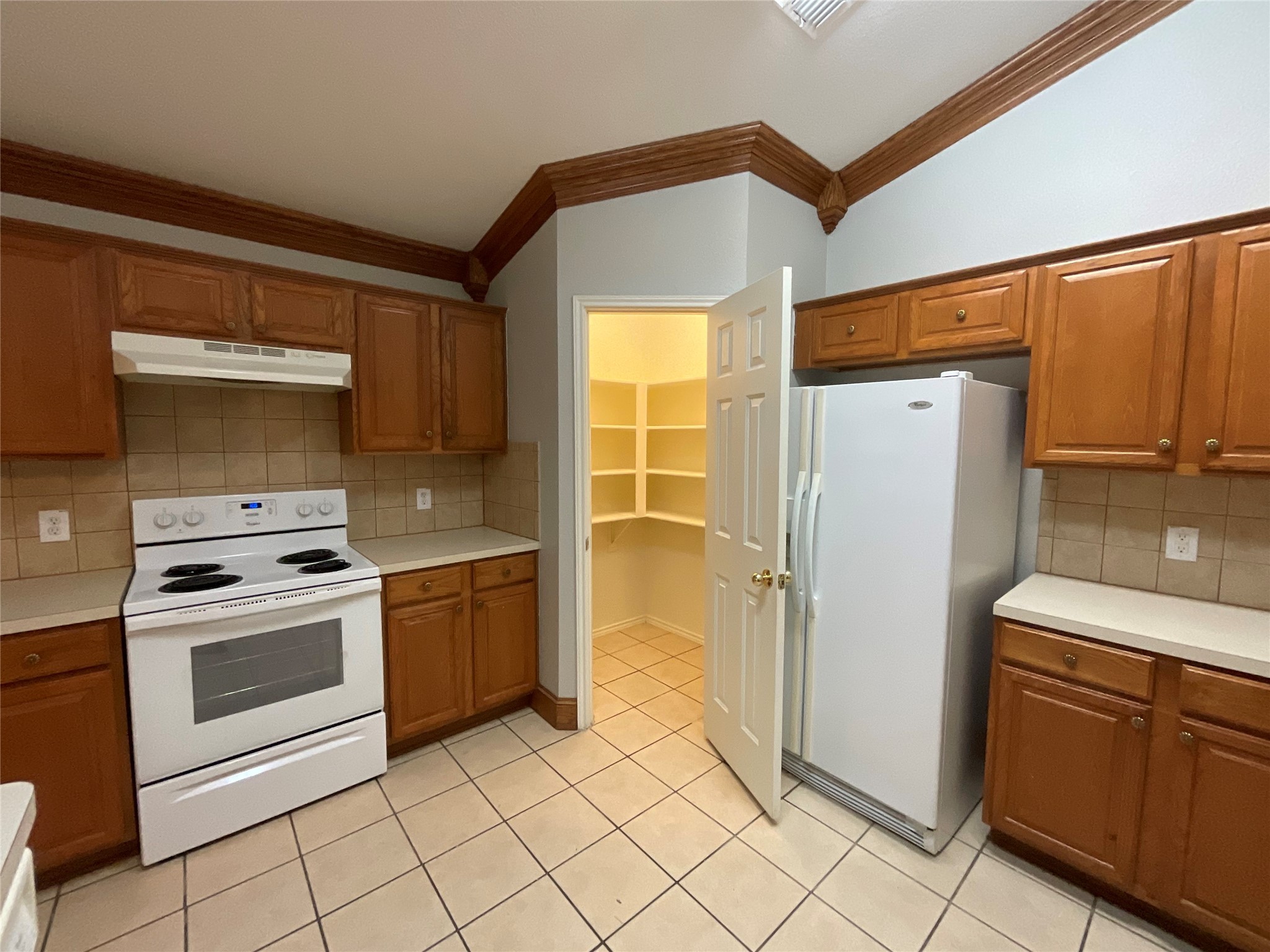 2708 Winterberry Lane