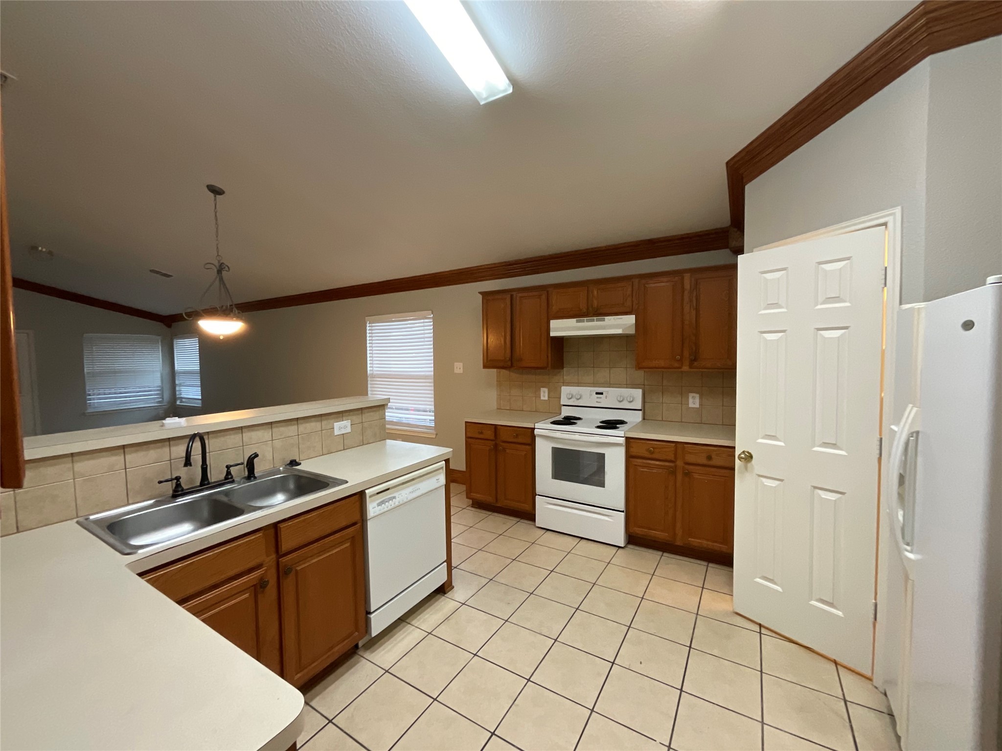 2708 Winterberry Lane