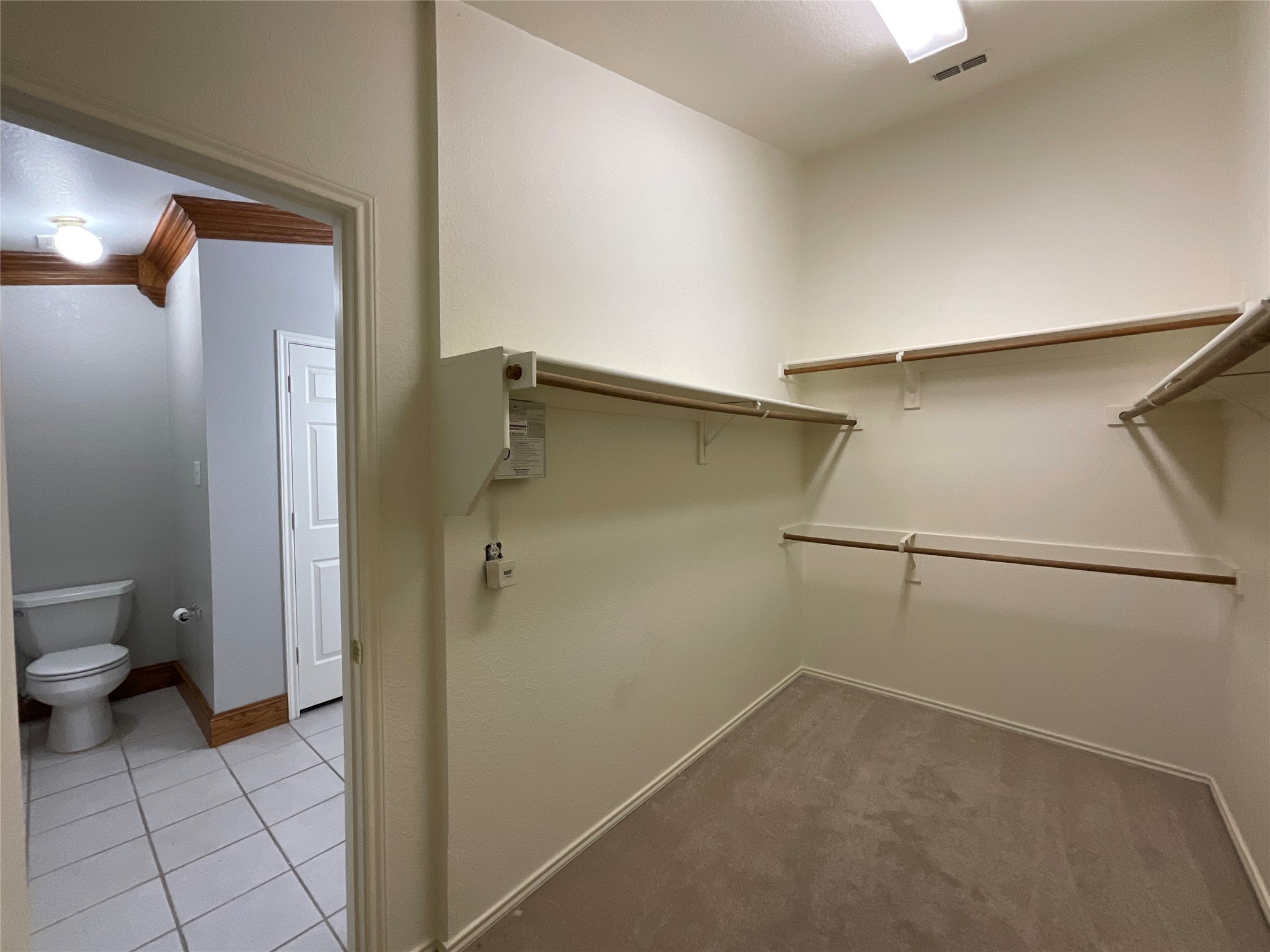 2708 Winterberry Lane