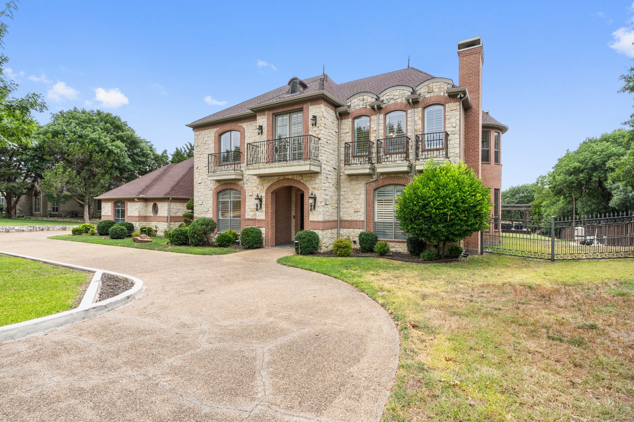 1341 Sunset Ridge Circle