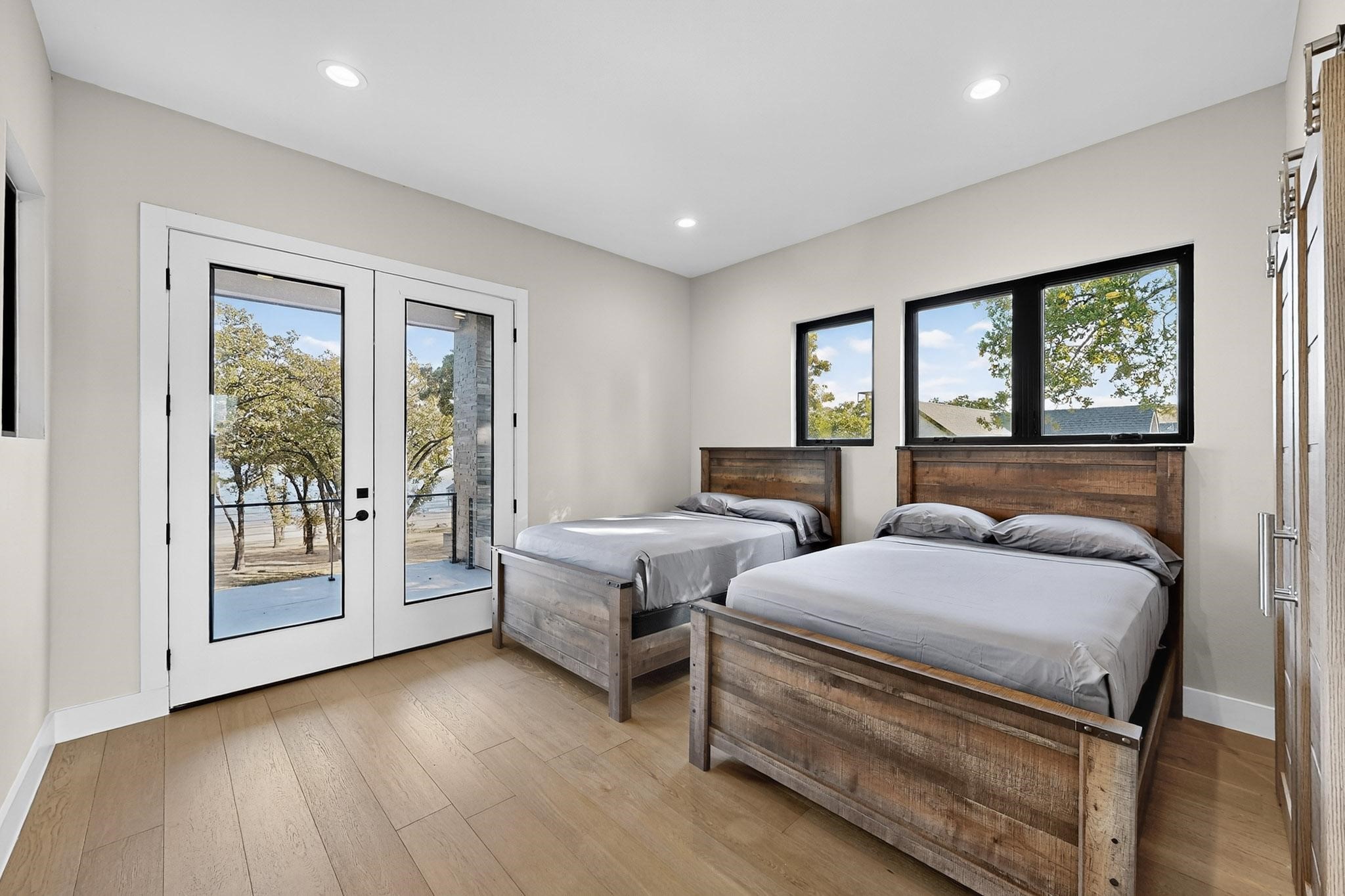 8839 Southern Shore Court