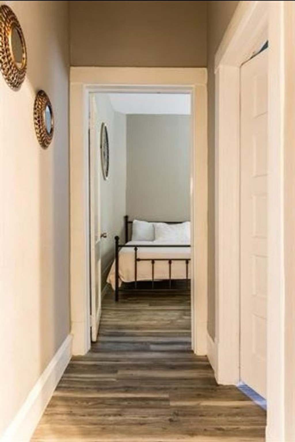 237-239 W Brooklyn Avenue