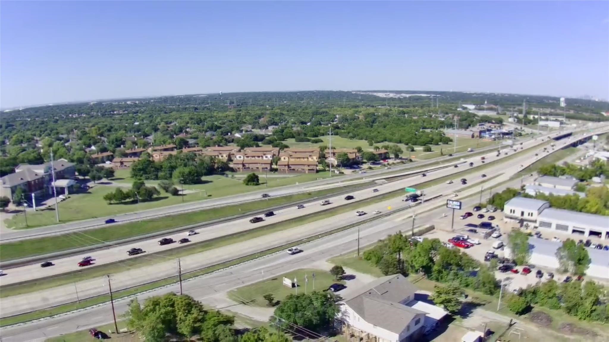 956 N HIGHWAY 67 Freeway