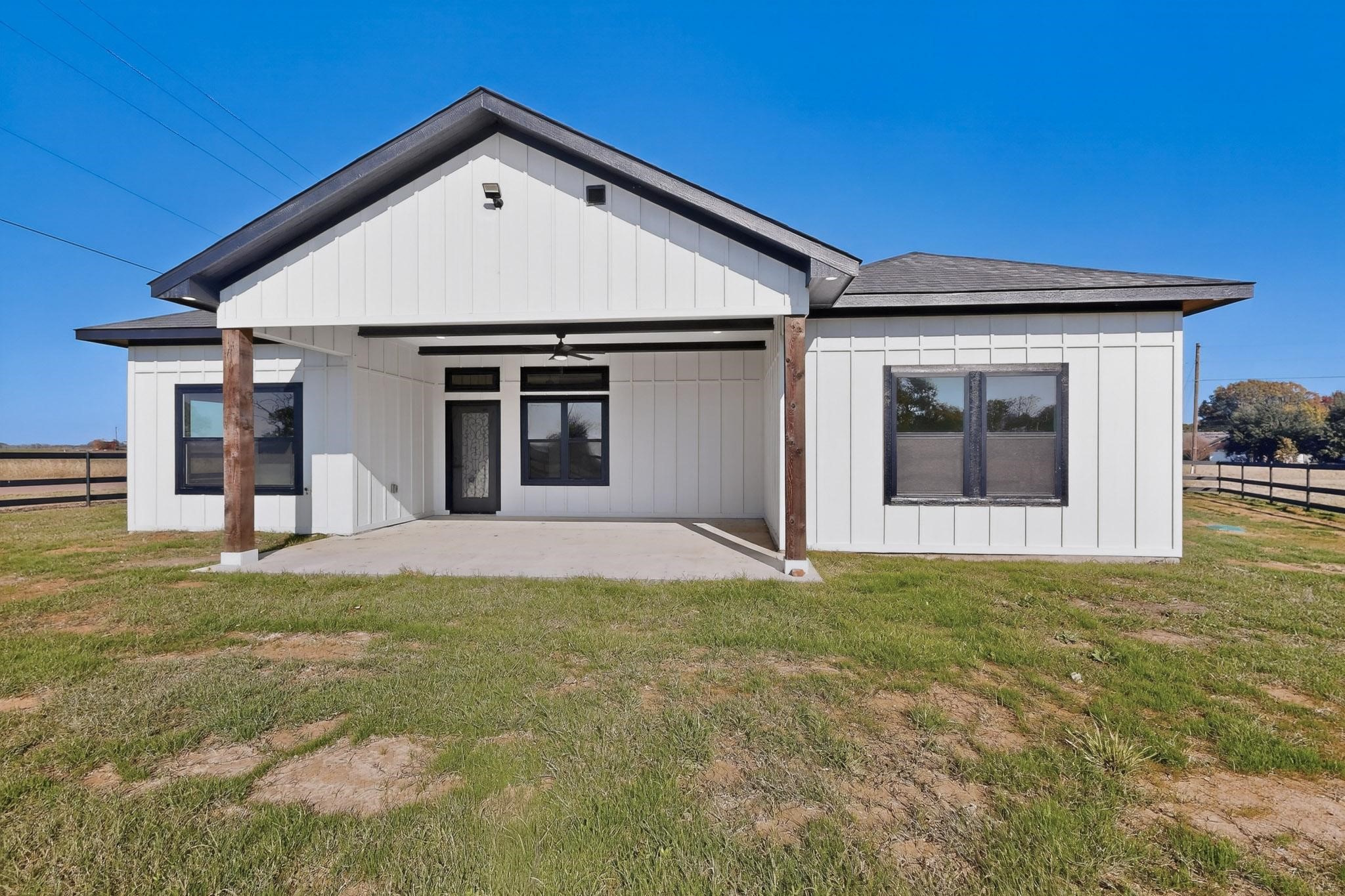 100 Diamond T Ranch Road