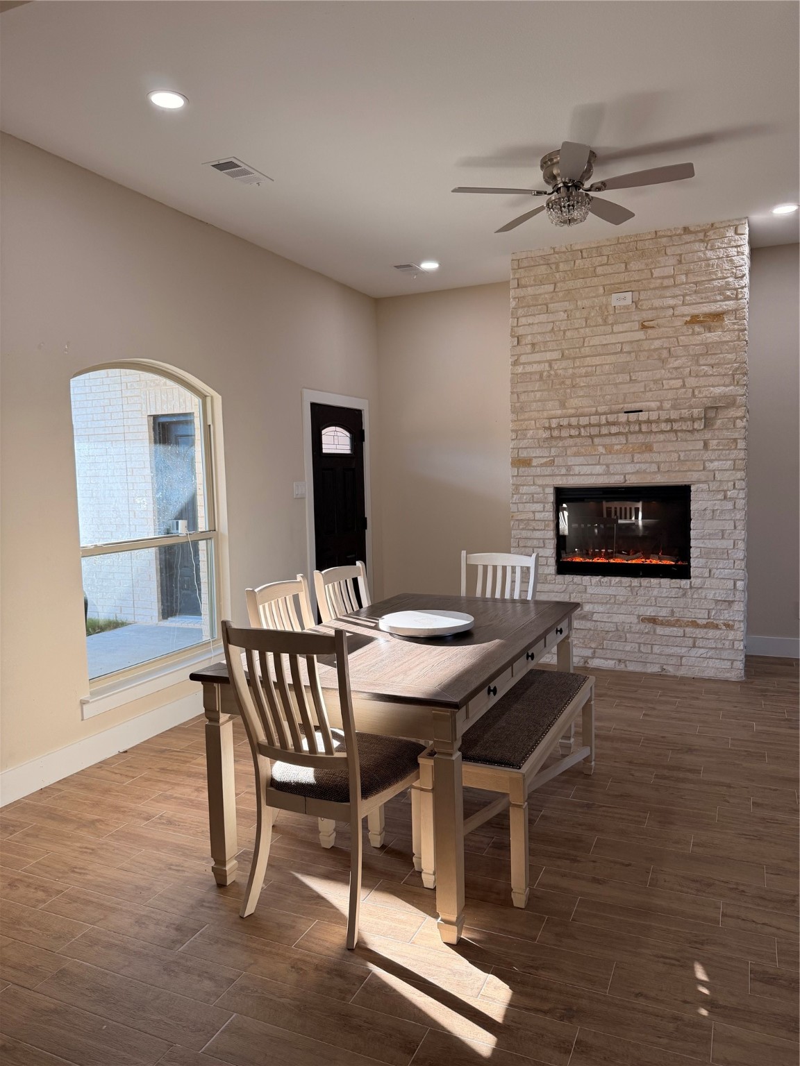 9013 W Shoreline Drive