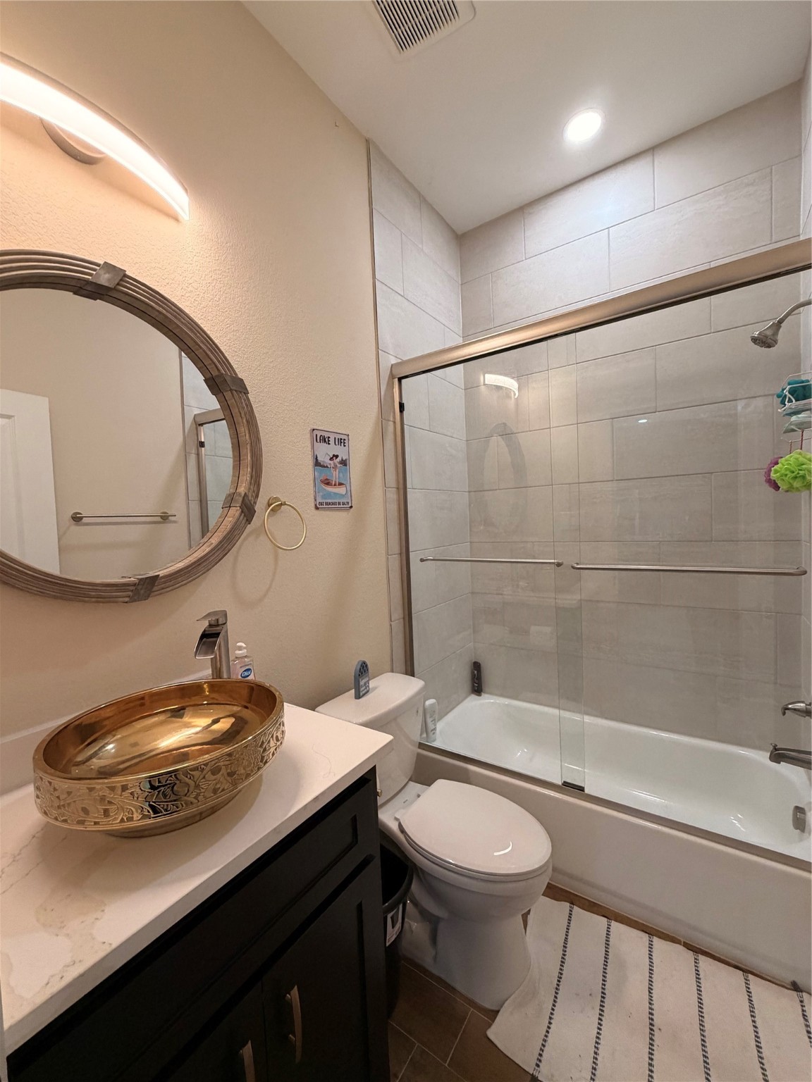 9013 W Shoreline Drive