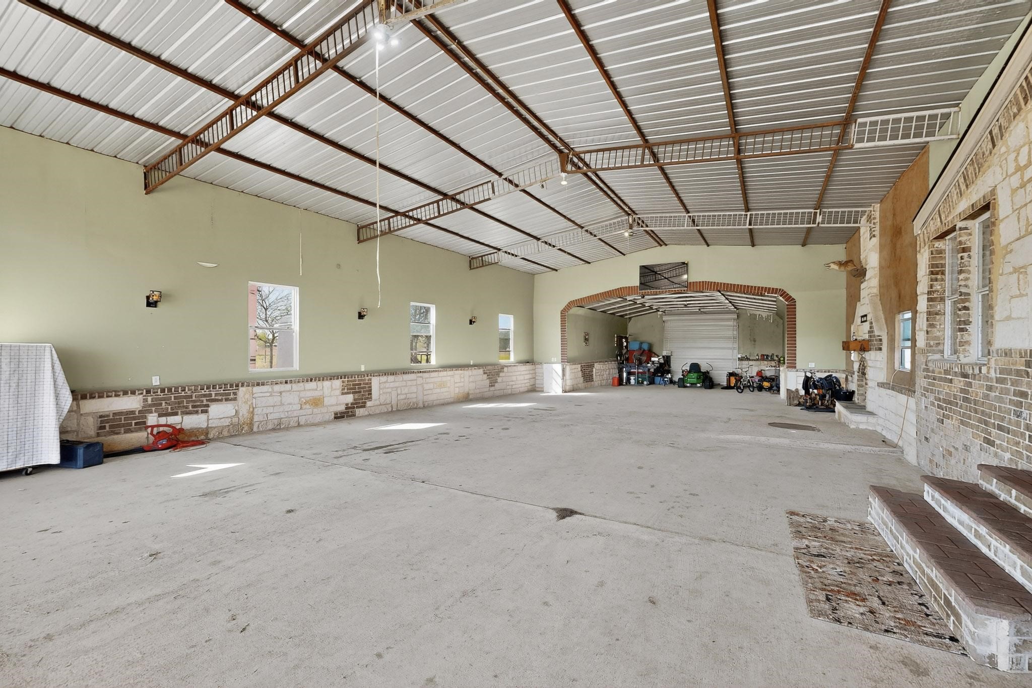 18729 County Road 620