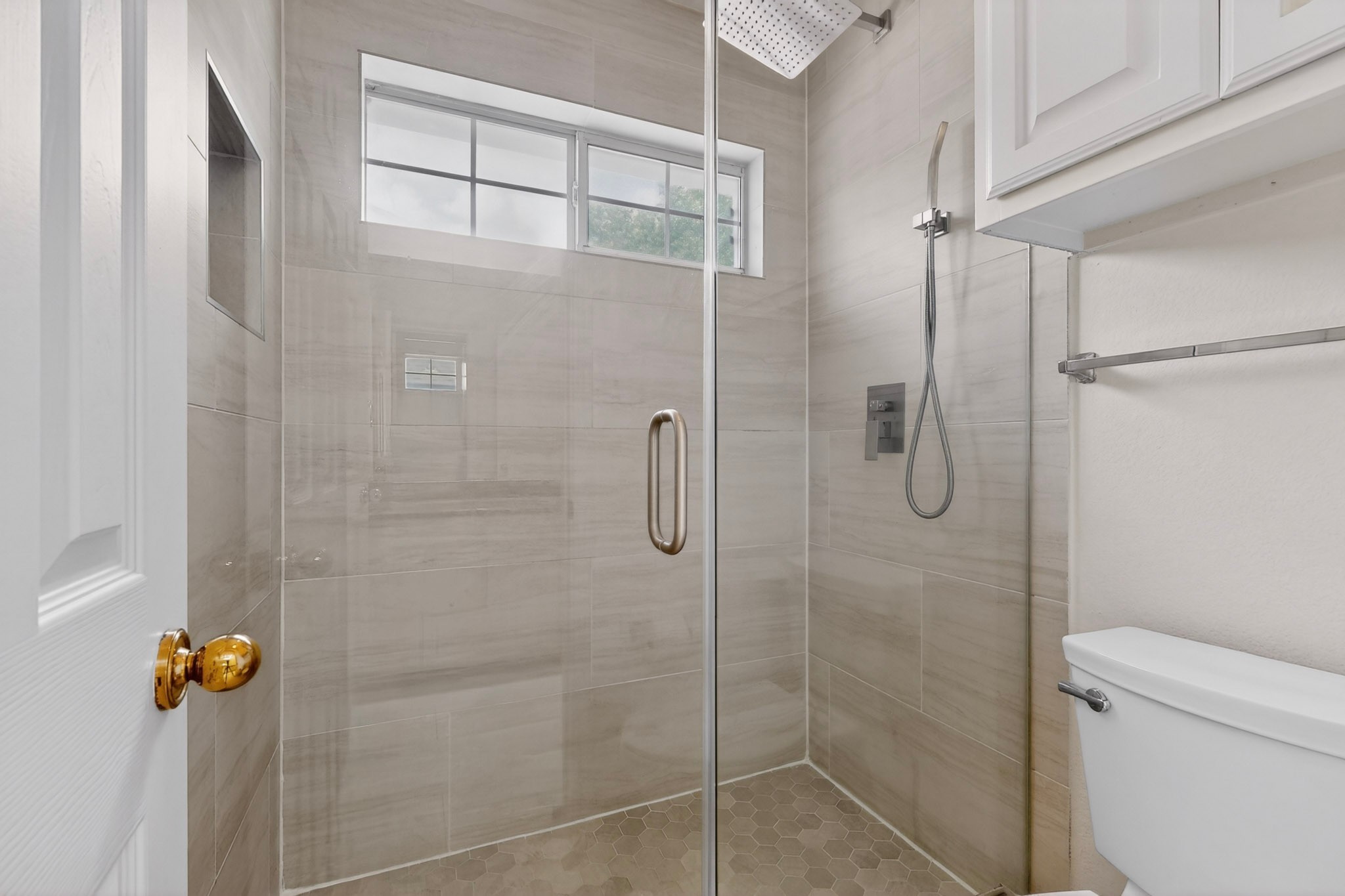 409 Graywood Court