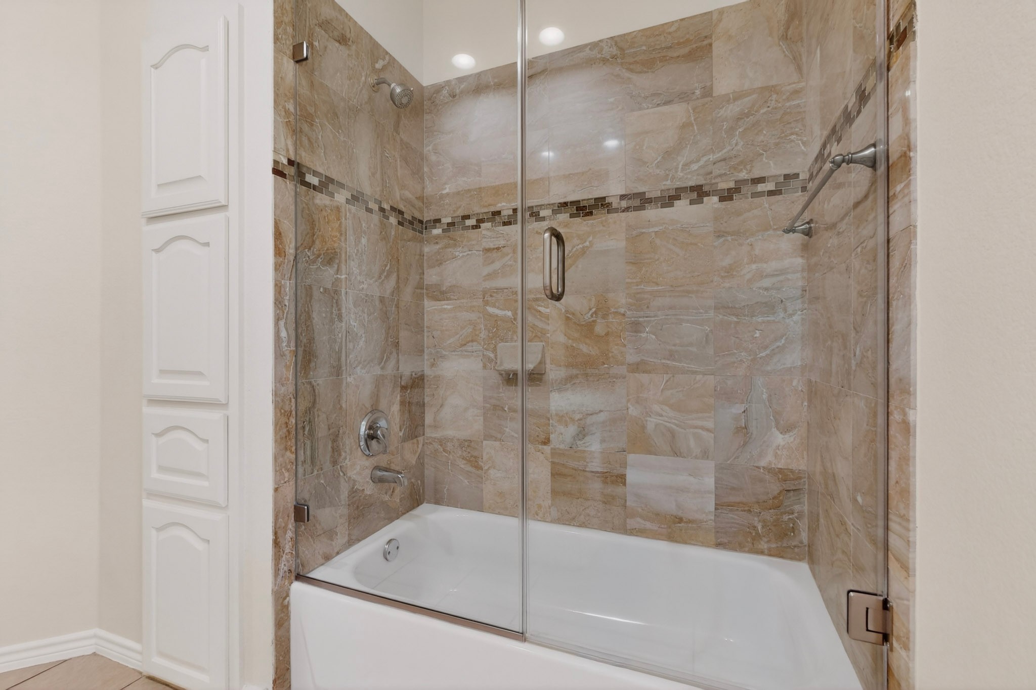 409 Graywood Court