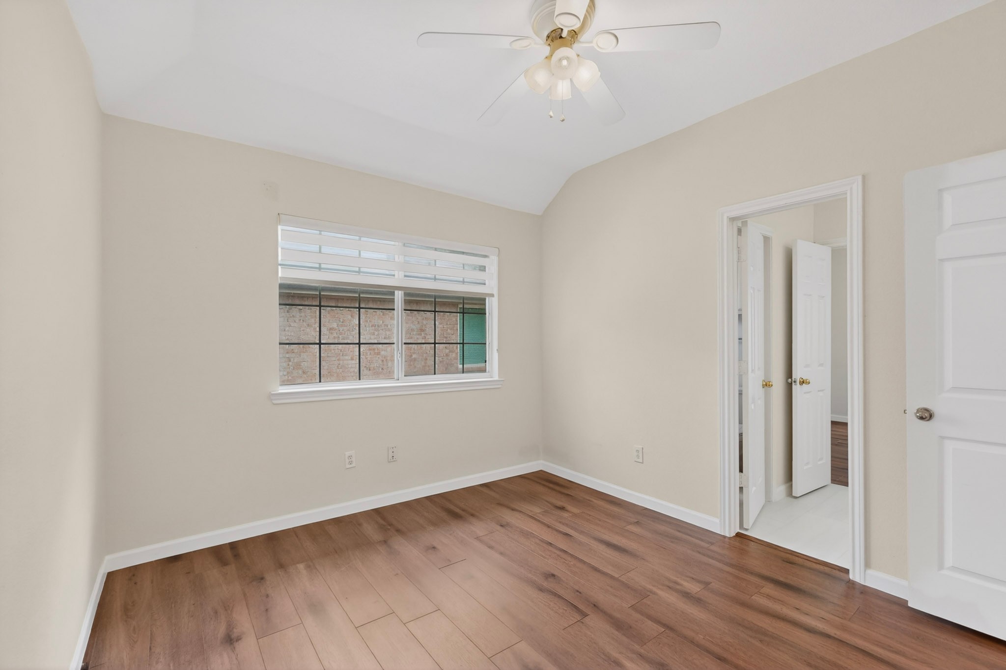 409 Graywood Court
