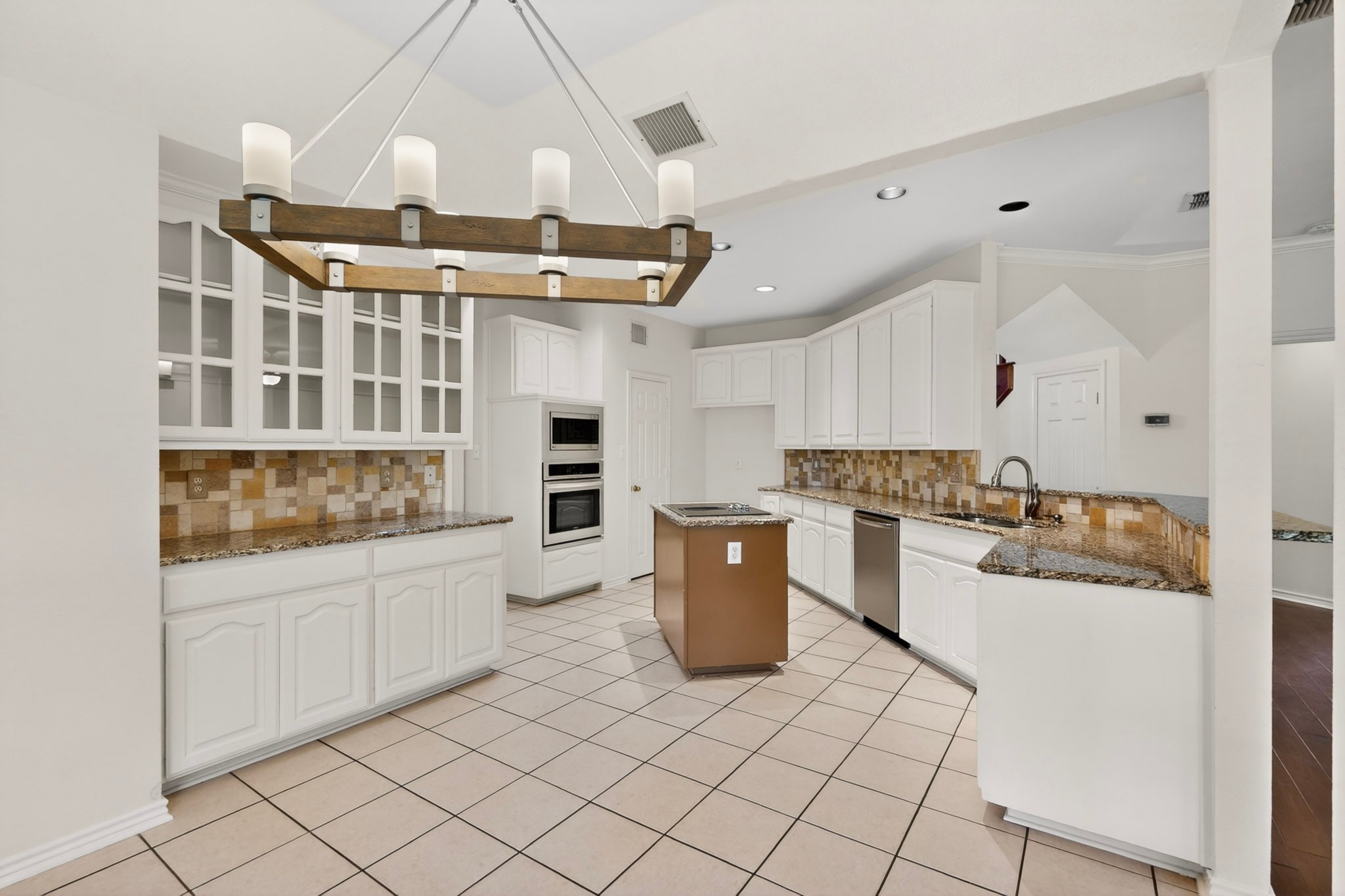 409 Graywood Court