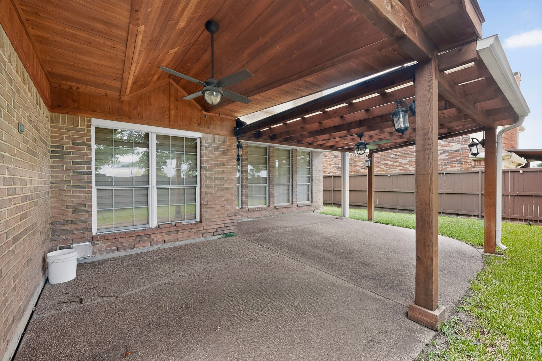 409 Graywood Court