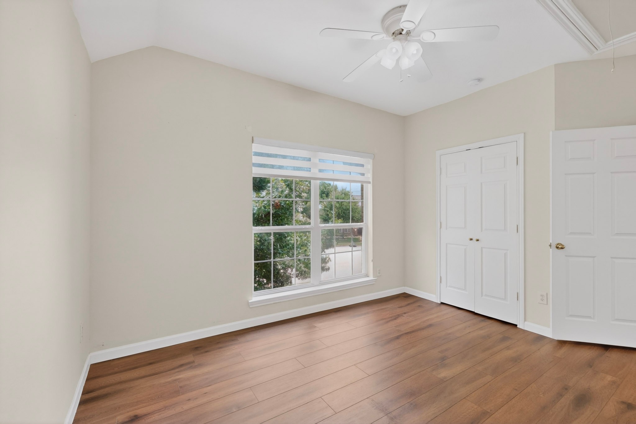 409 Graywood Court