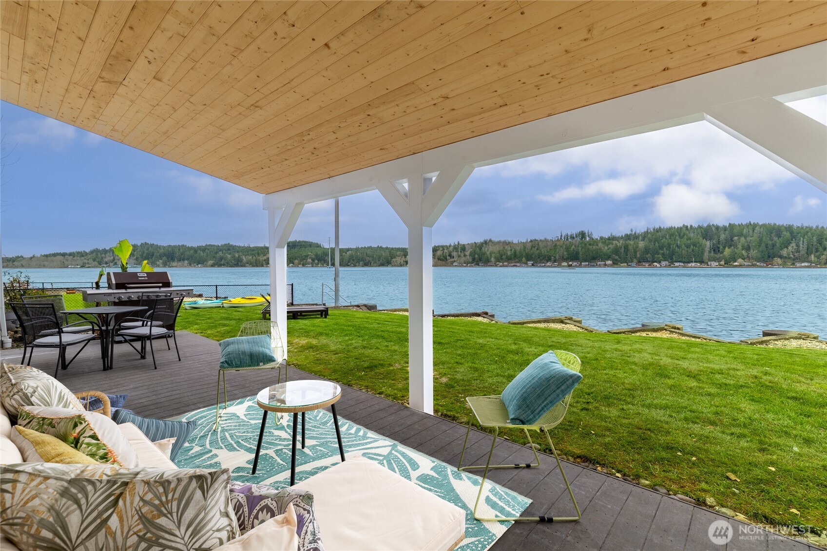 62 E North Bay Road