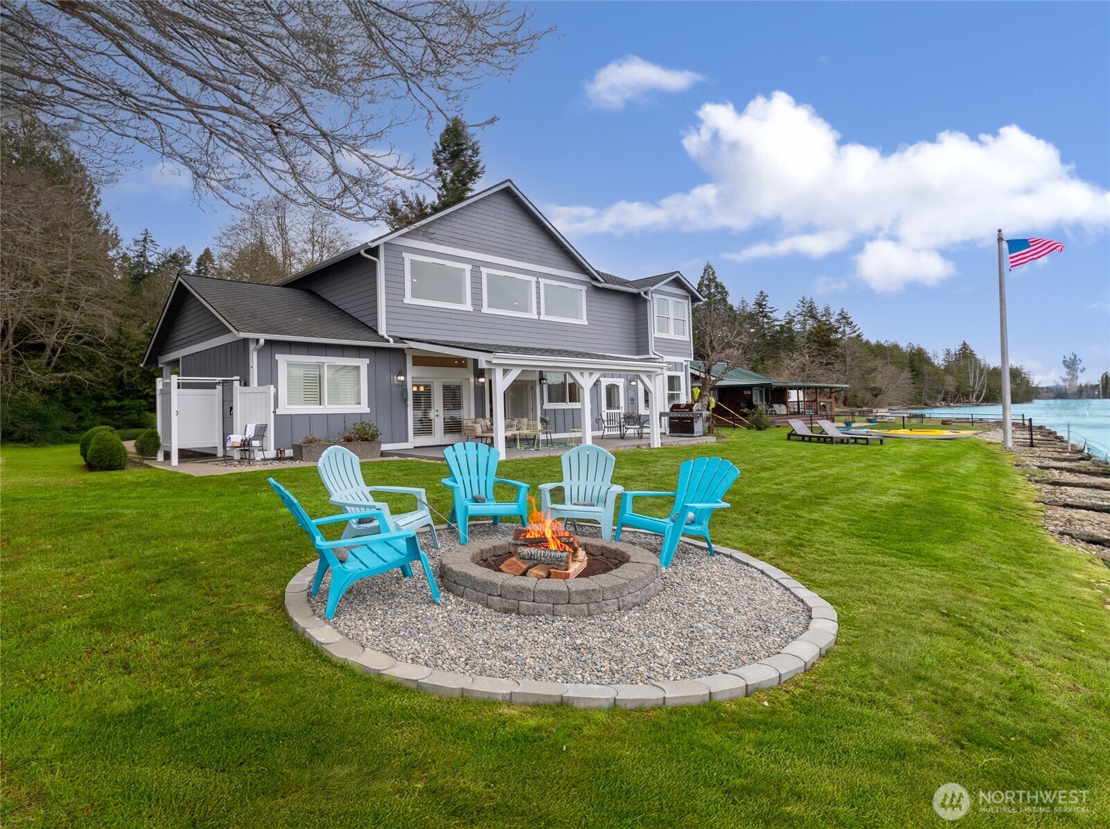 62 E North Bay Road