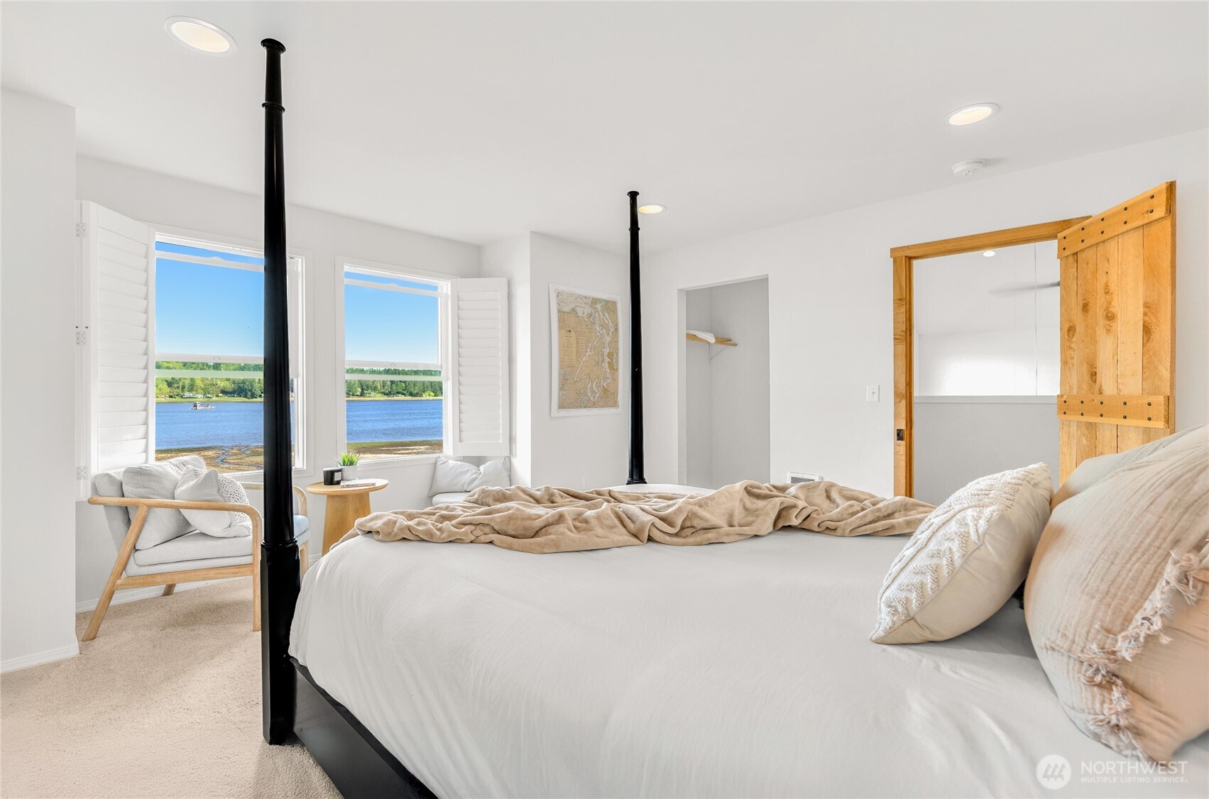 62 E North Bay Road